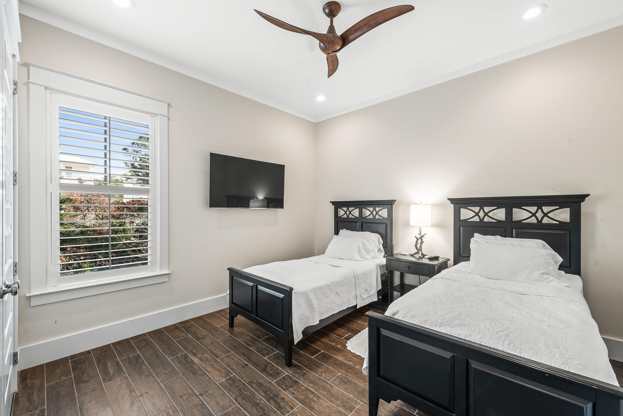 SOUTH SHORES - Residential