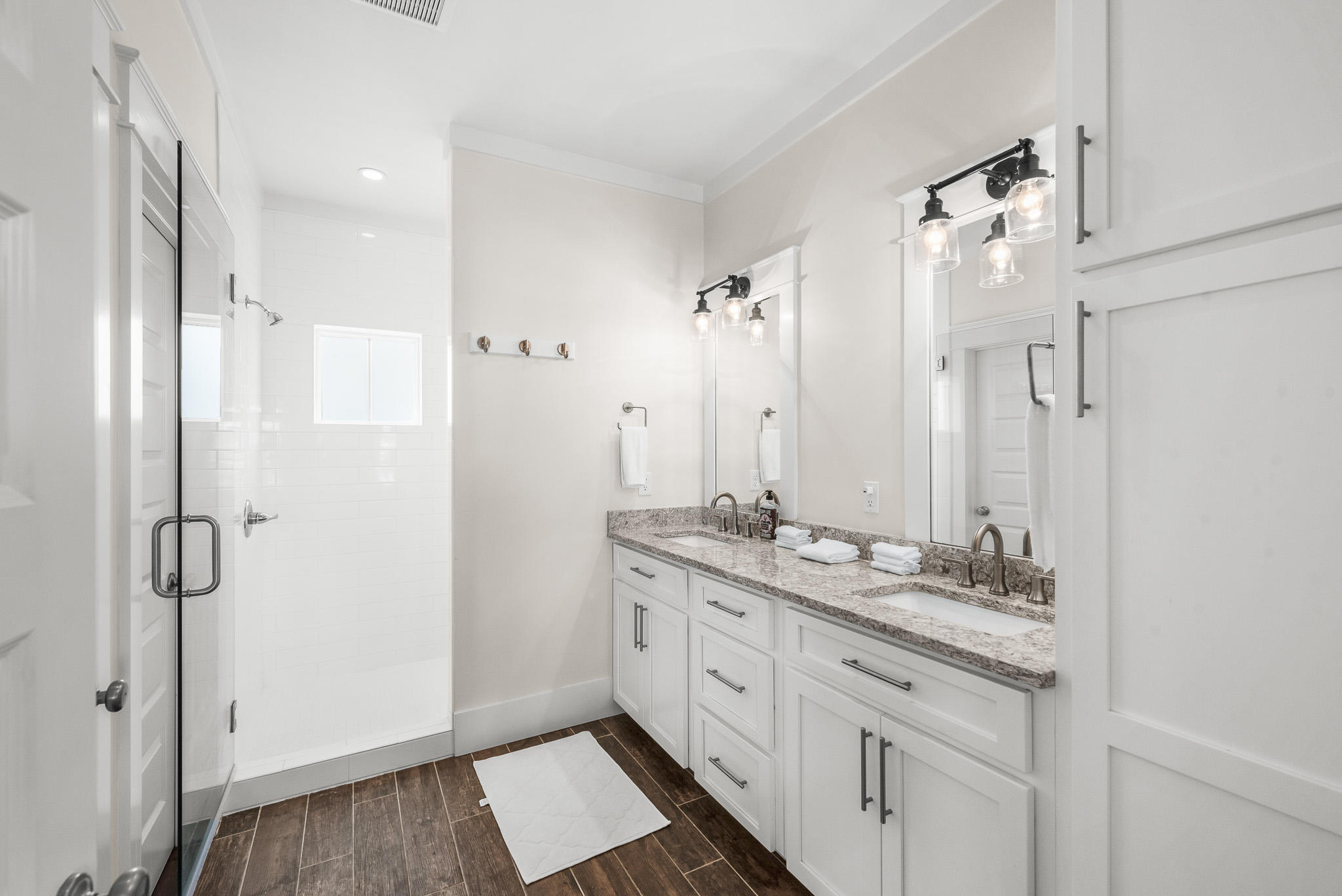 SOUTH SHORES - Residential