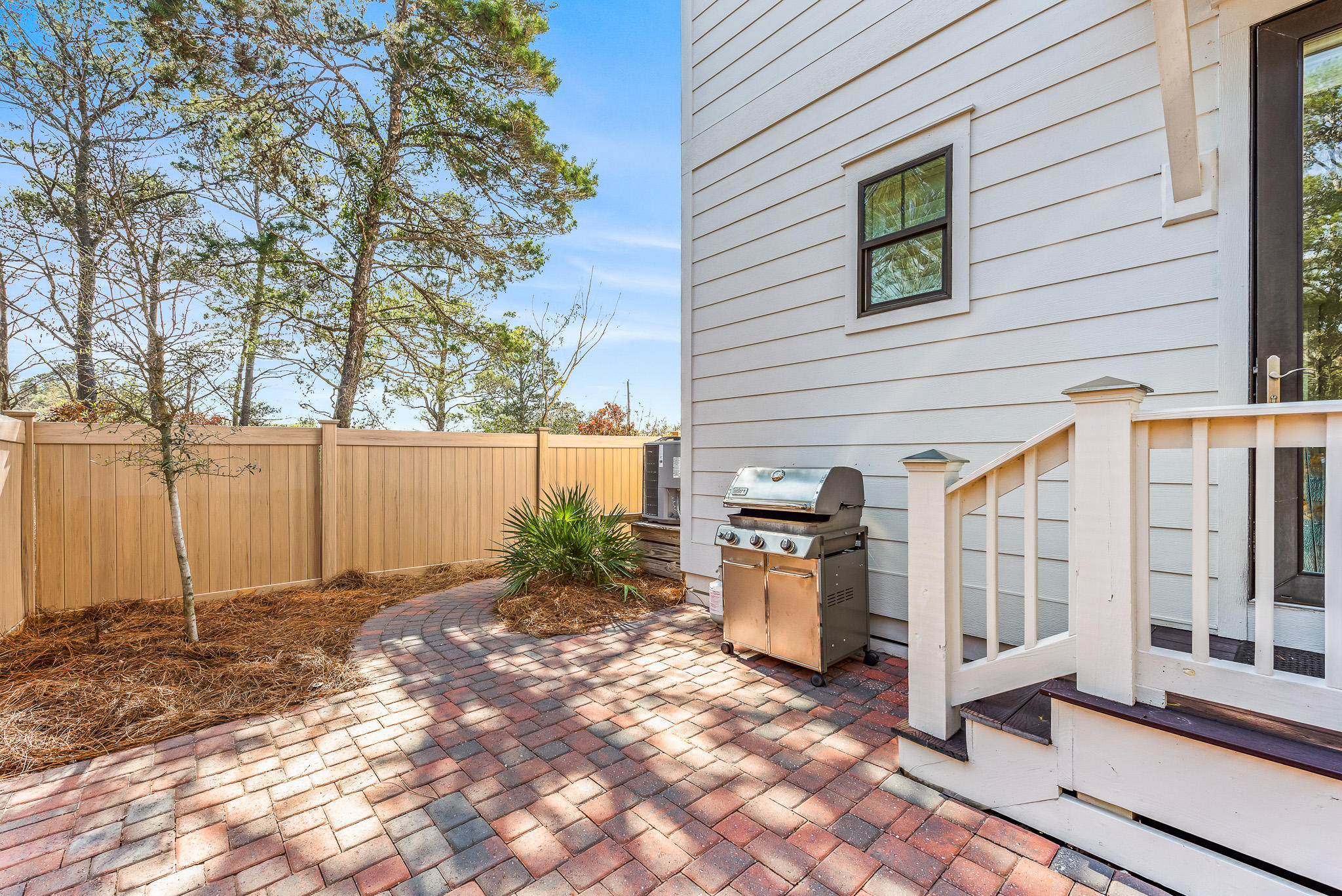SOUTH SHORES - Residential