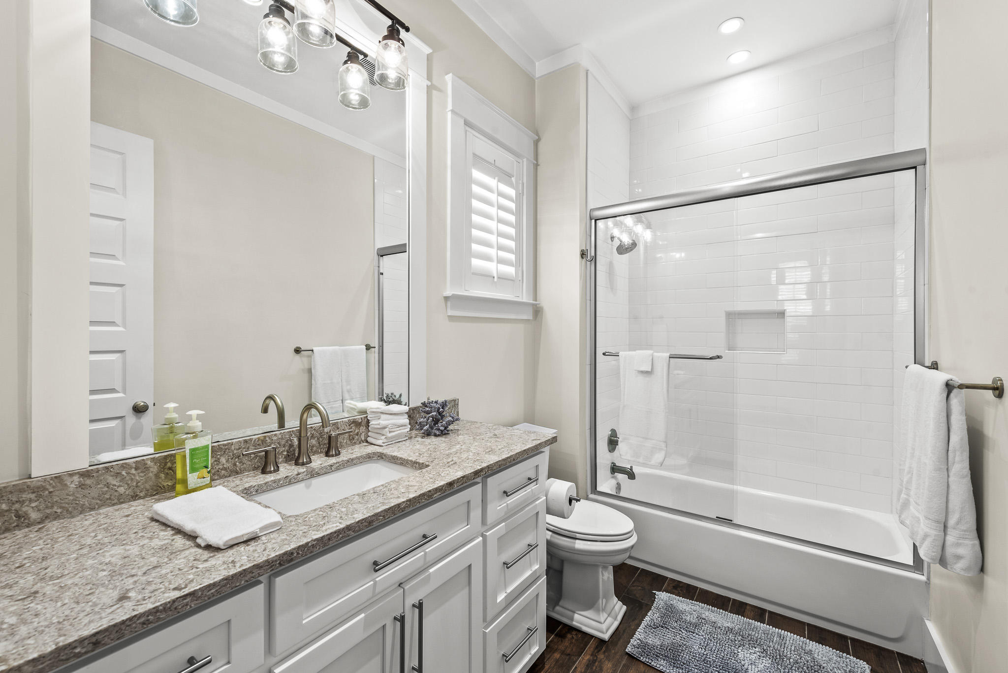 SOUTH SHORES - Residential