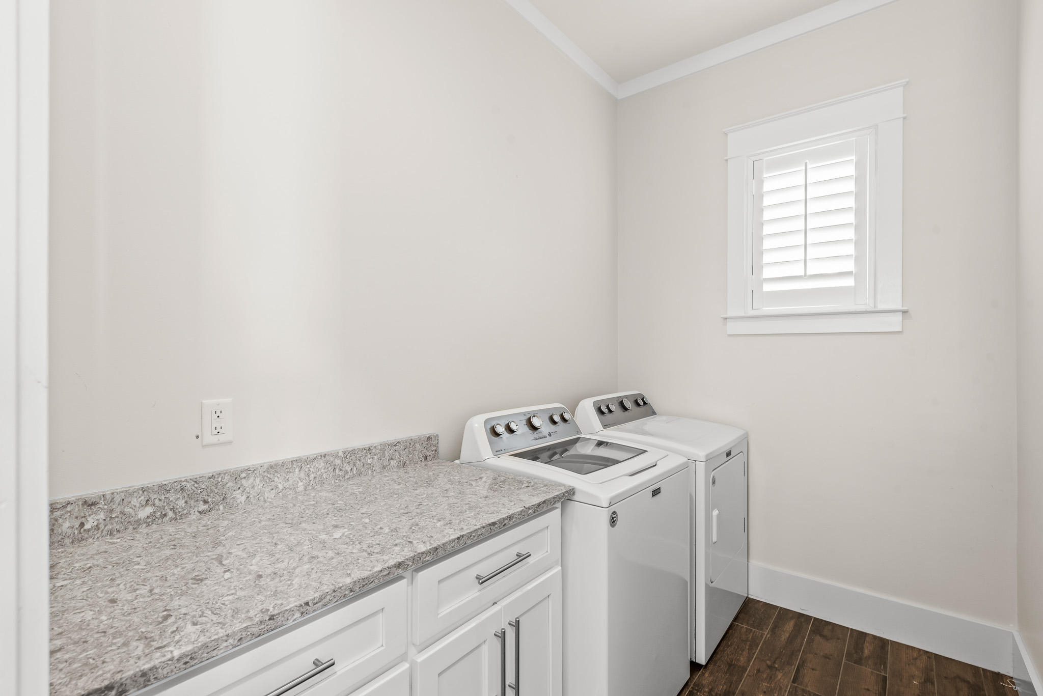 SOUTH SHORES - Residential