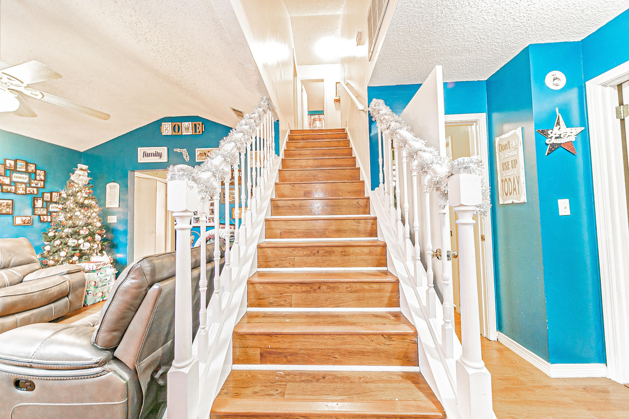 ROANOKE VILLAGE S/D - Residential