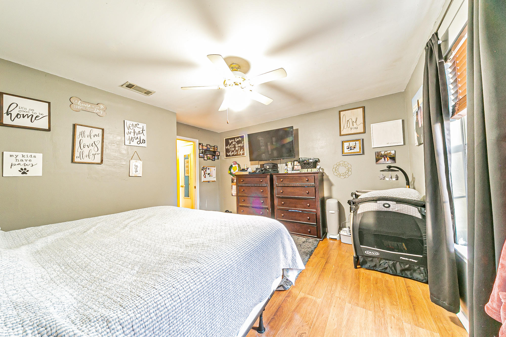 ROANOKE VILLAGE S/D - Residential