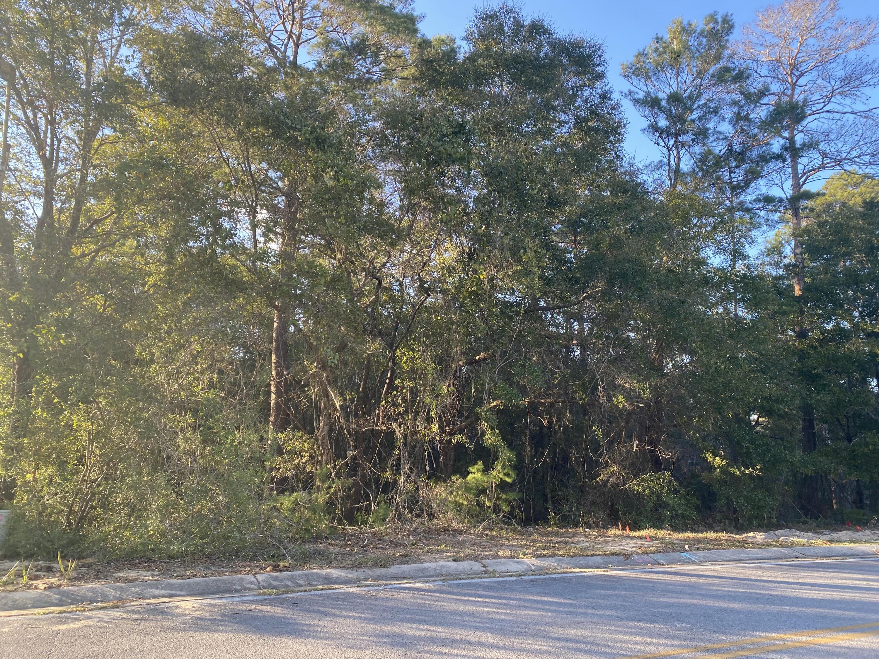 ROCKY BAYOU COUNTRY CLUB ESTATES 9 - Land