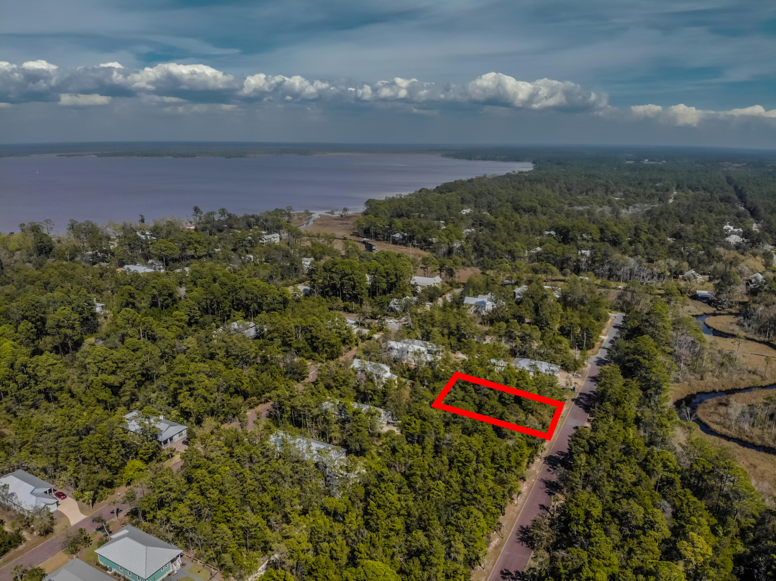 GRAYTON BAYOU - Land