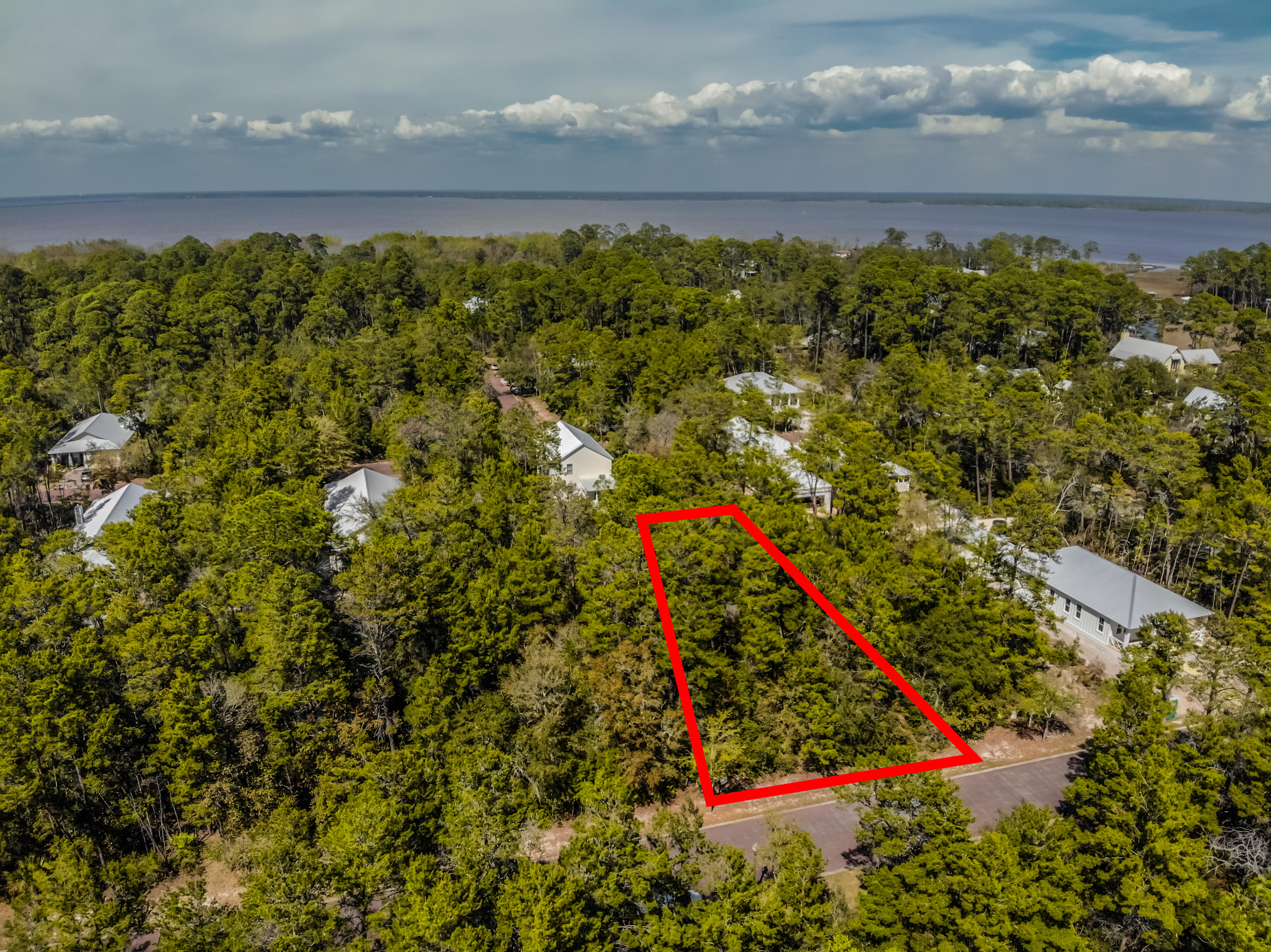 GRAYTON BAYOU - Land