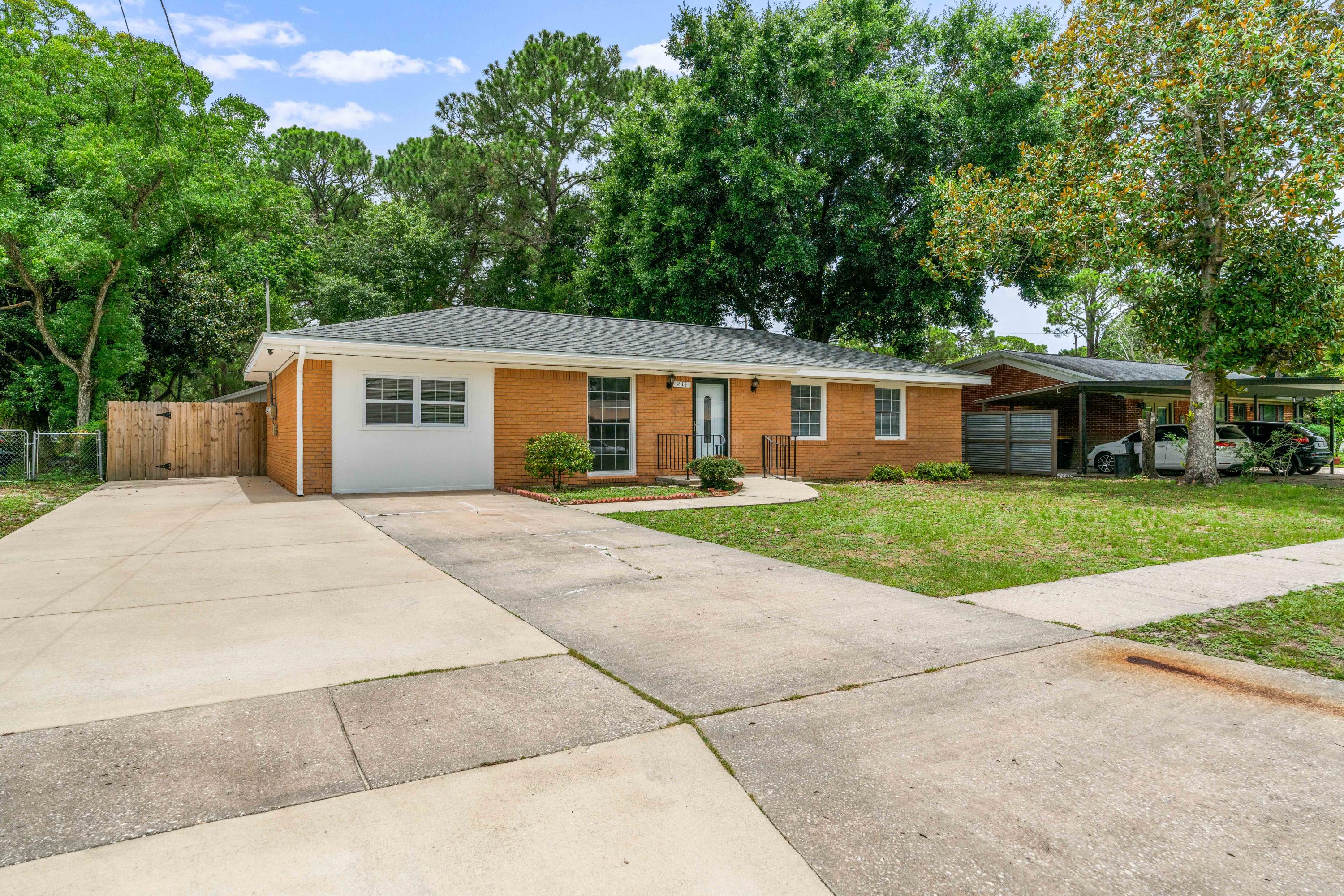 SANTA ROSA PARK - Residential