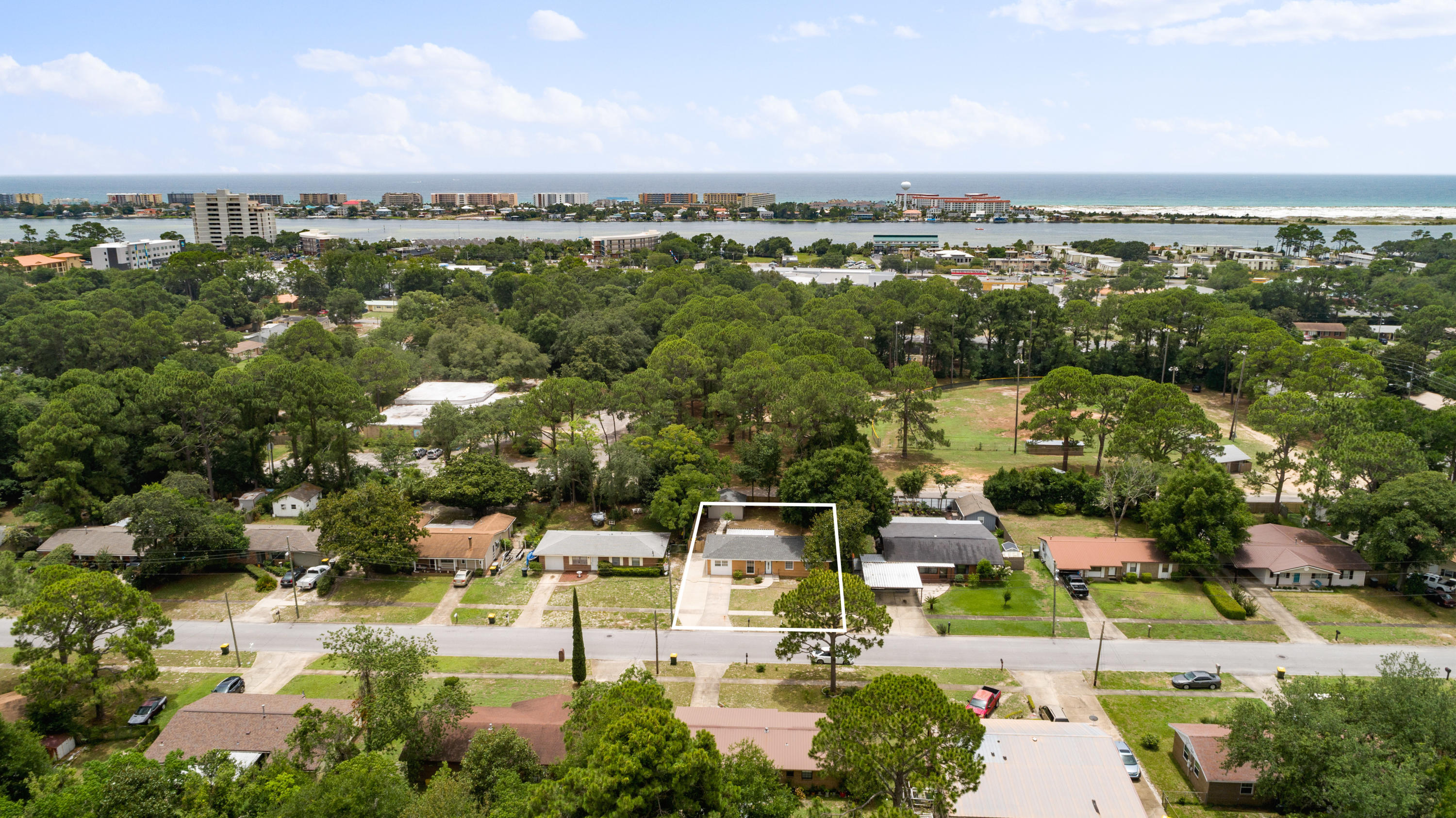 SANTA ROSA PARK - Residential