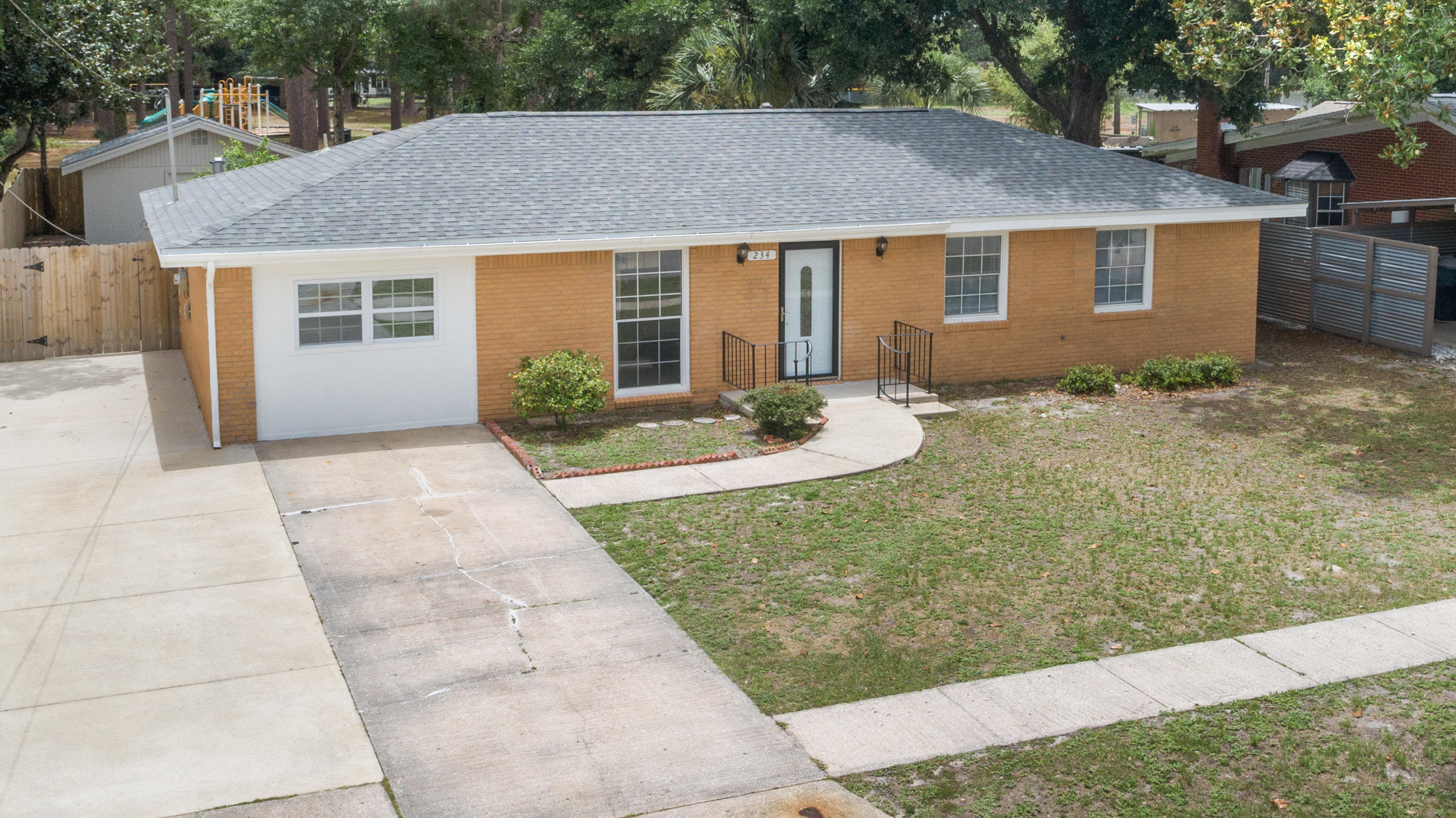 SANTA ROSA PARK - Residential