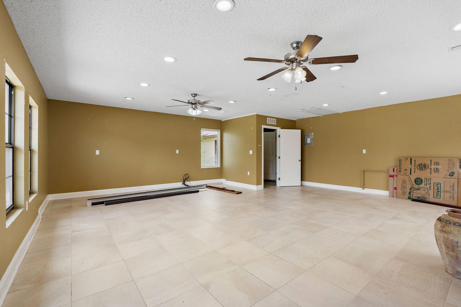 PINEDALE 2ND ADDN - Residential