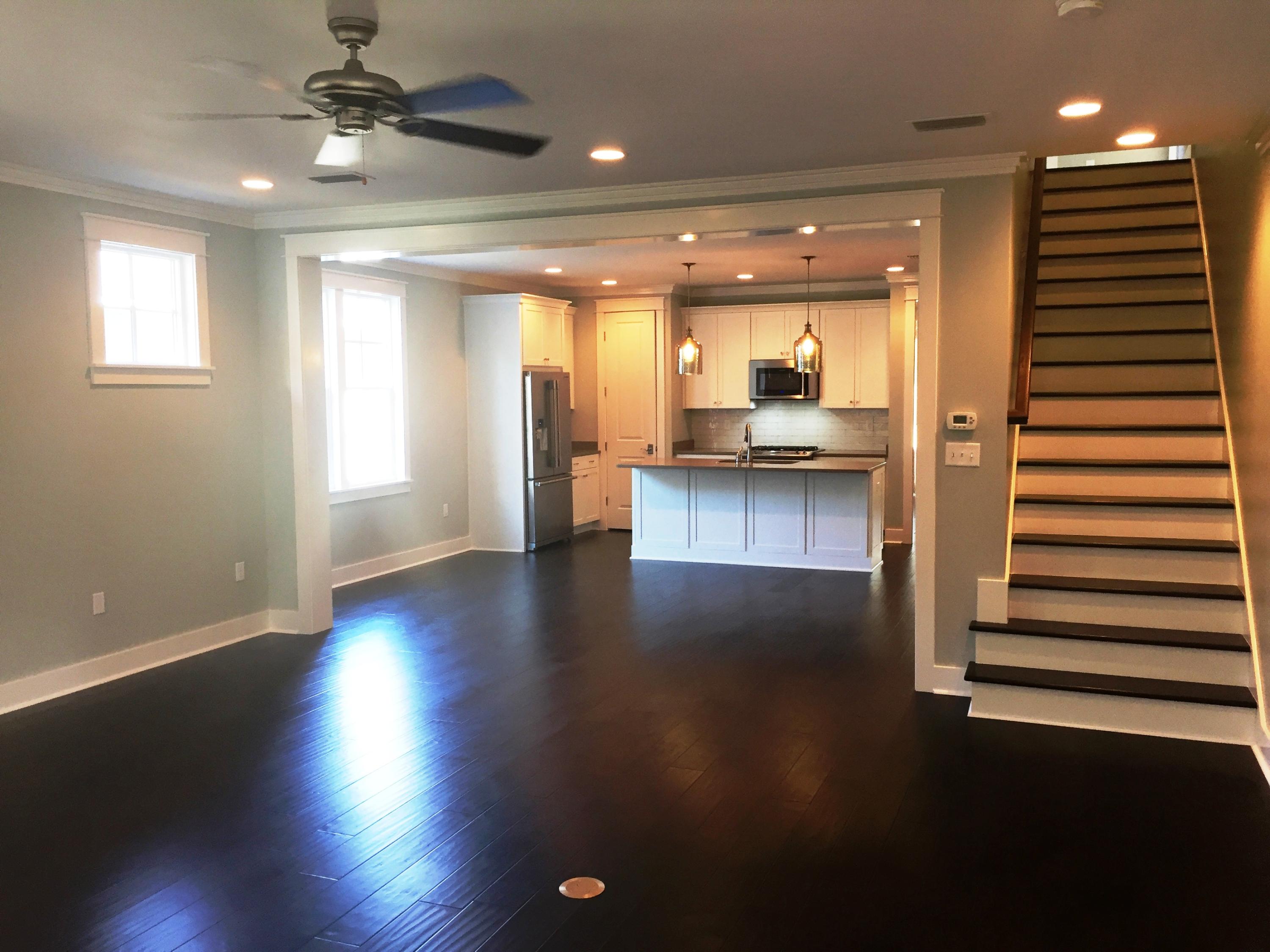 CARSON OAKS - Residential