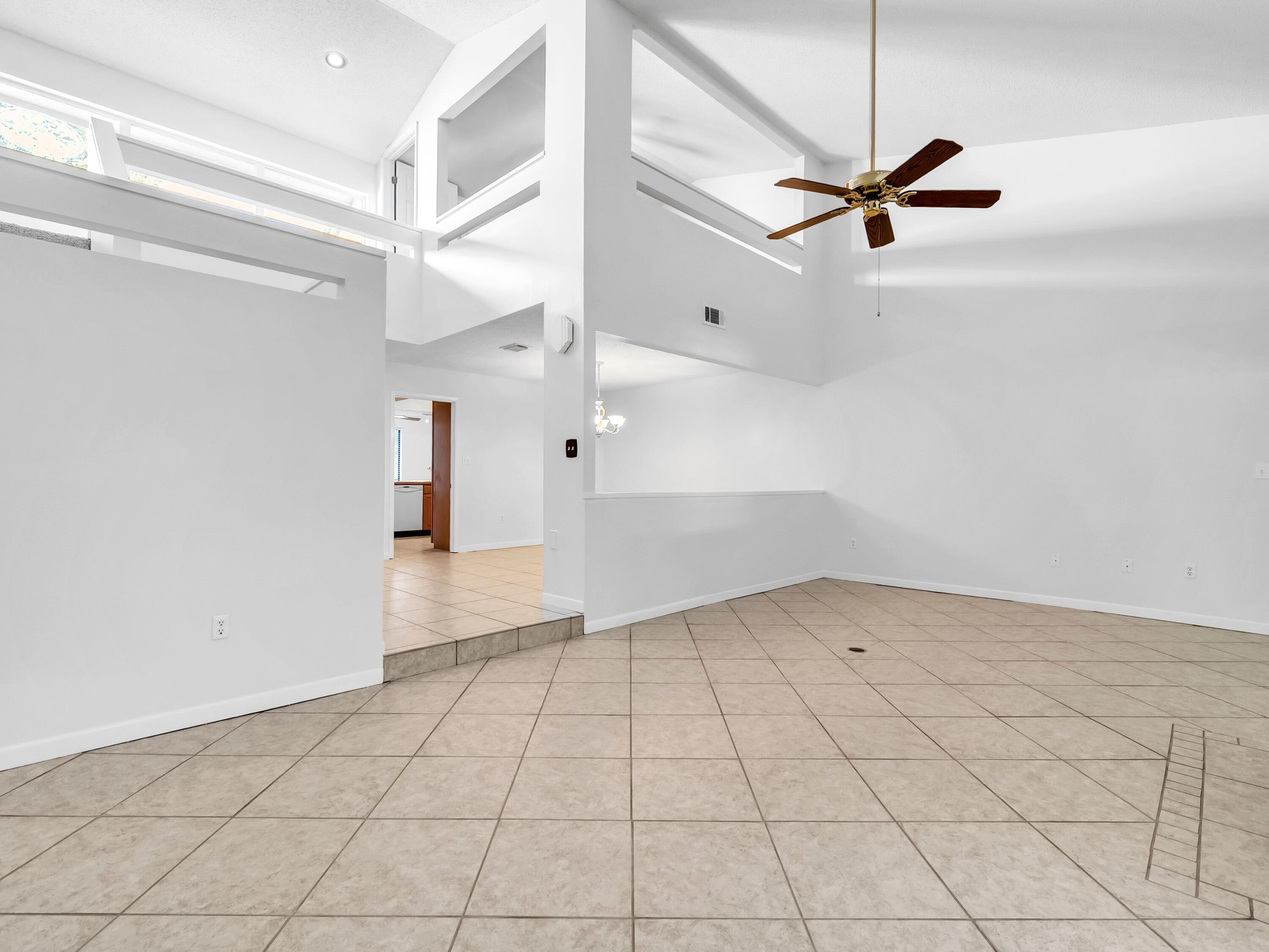 GLENEAGLES GREEN BLUEWATER BAY - Residential