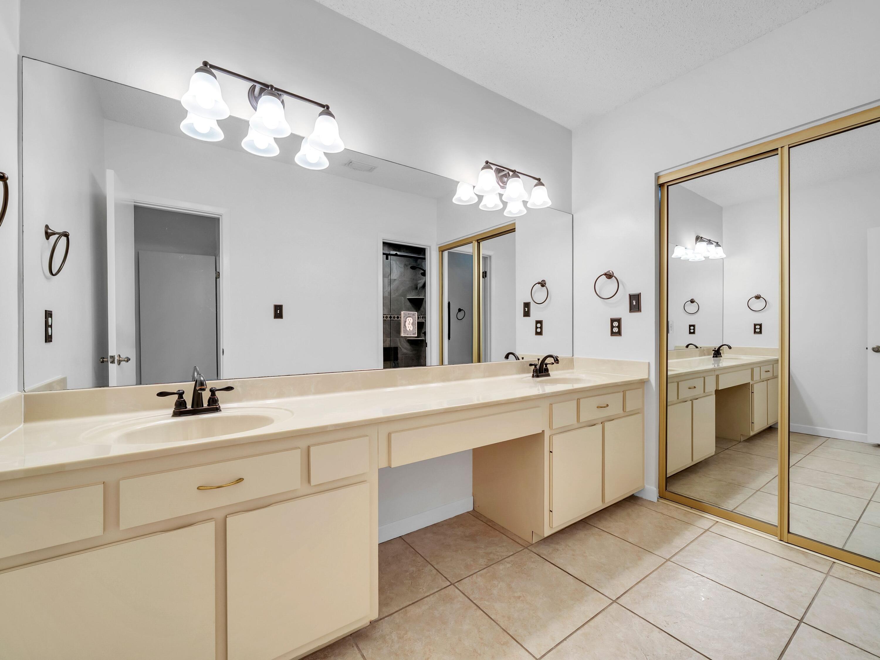 GLENEAGLES GREEN BLUEWATER BAY - Residential