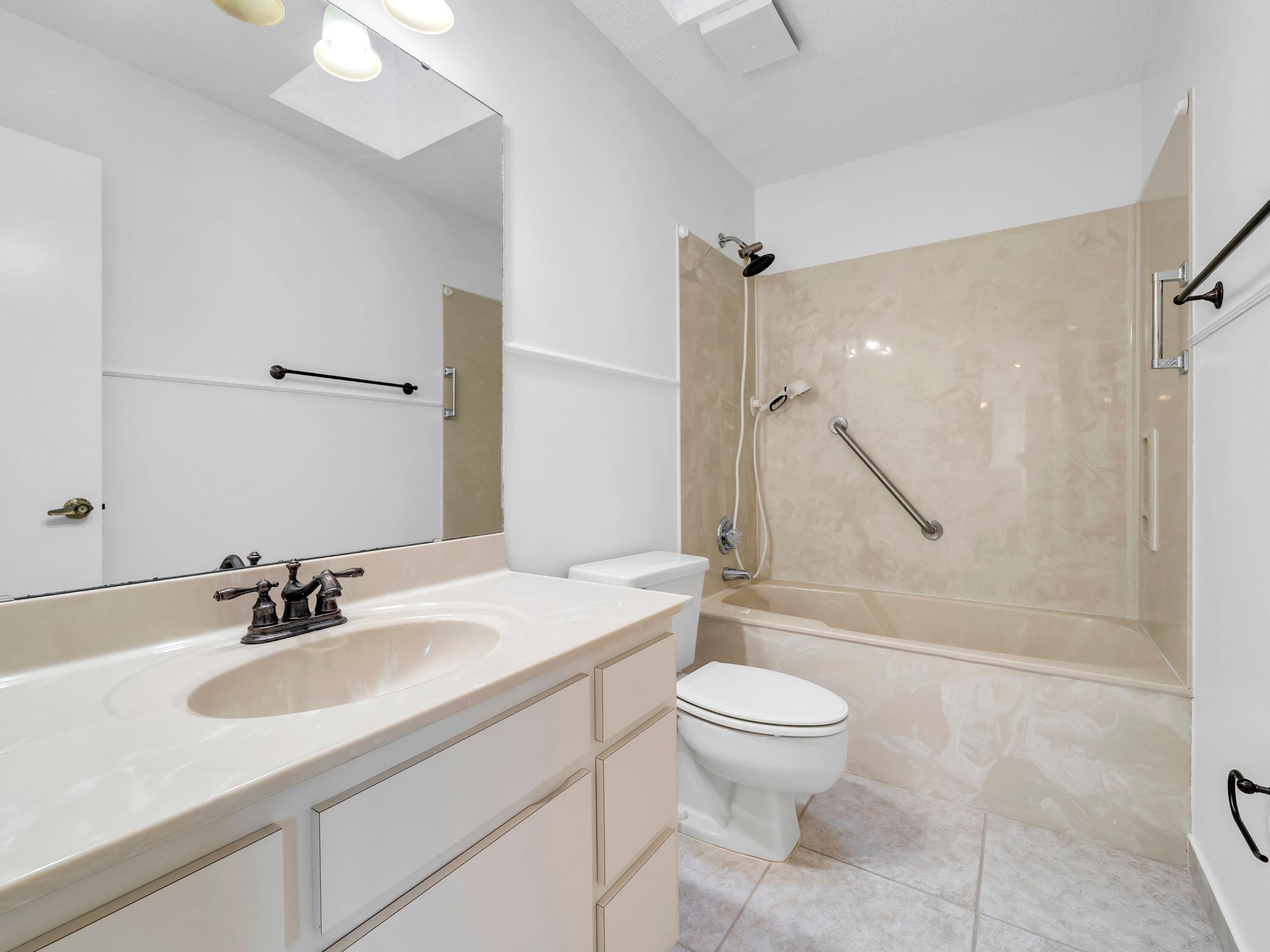 GLENEAGLES GREEN BLUEWATER BAY - Residential