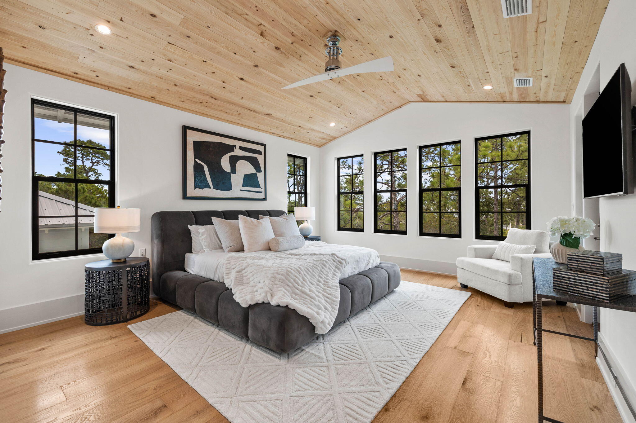 TREETOP VILLAGE - Residential