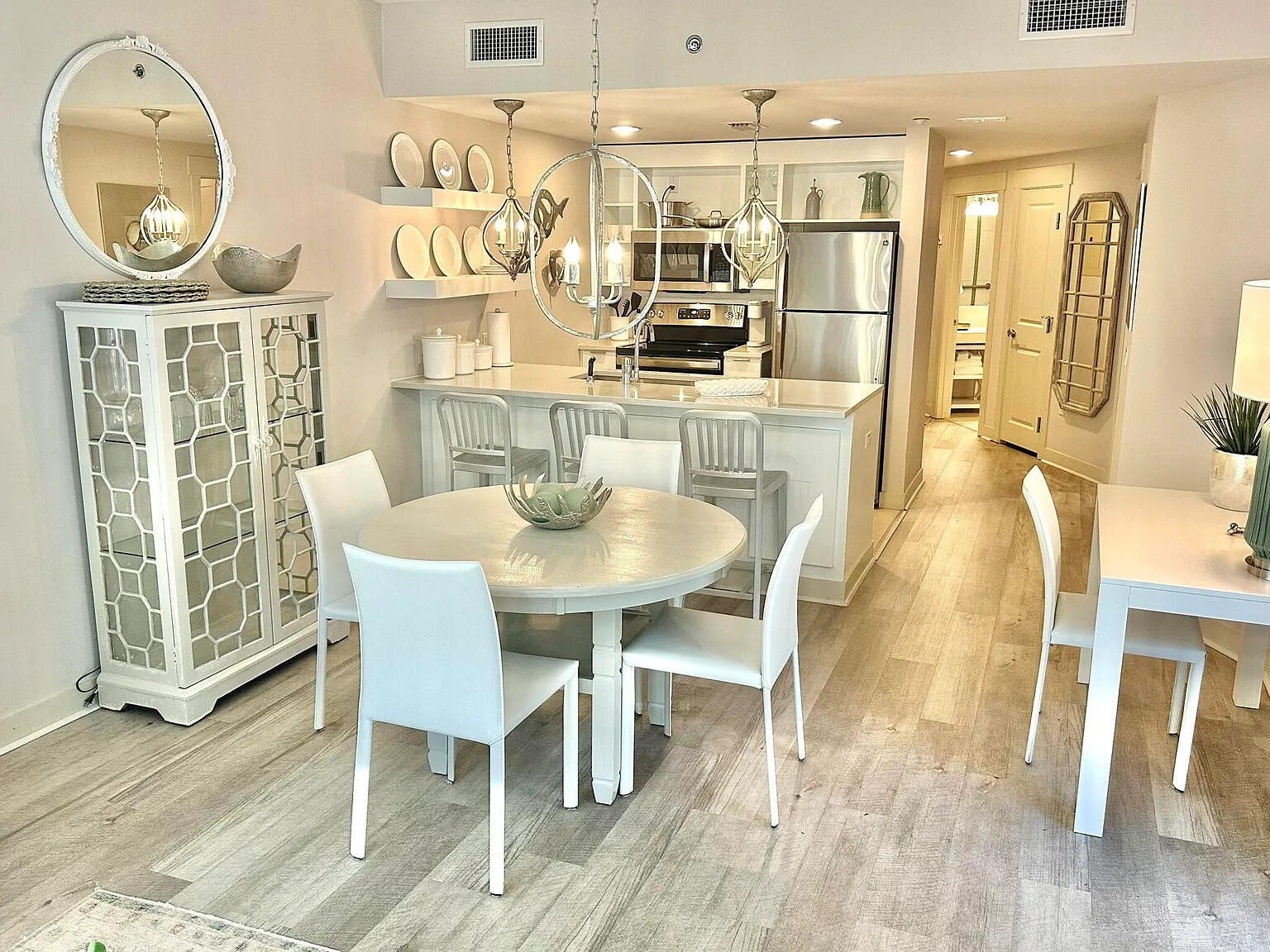 BAHIA CONDO - Residential