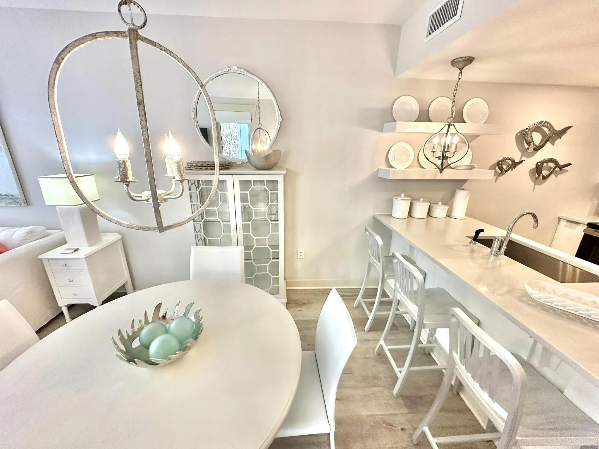 BAHIA CONDO - Residential