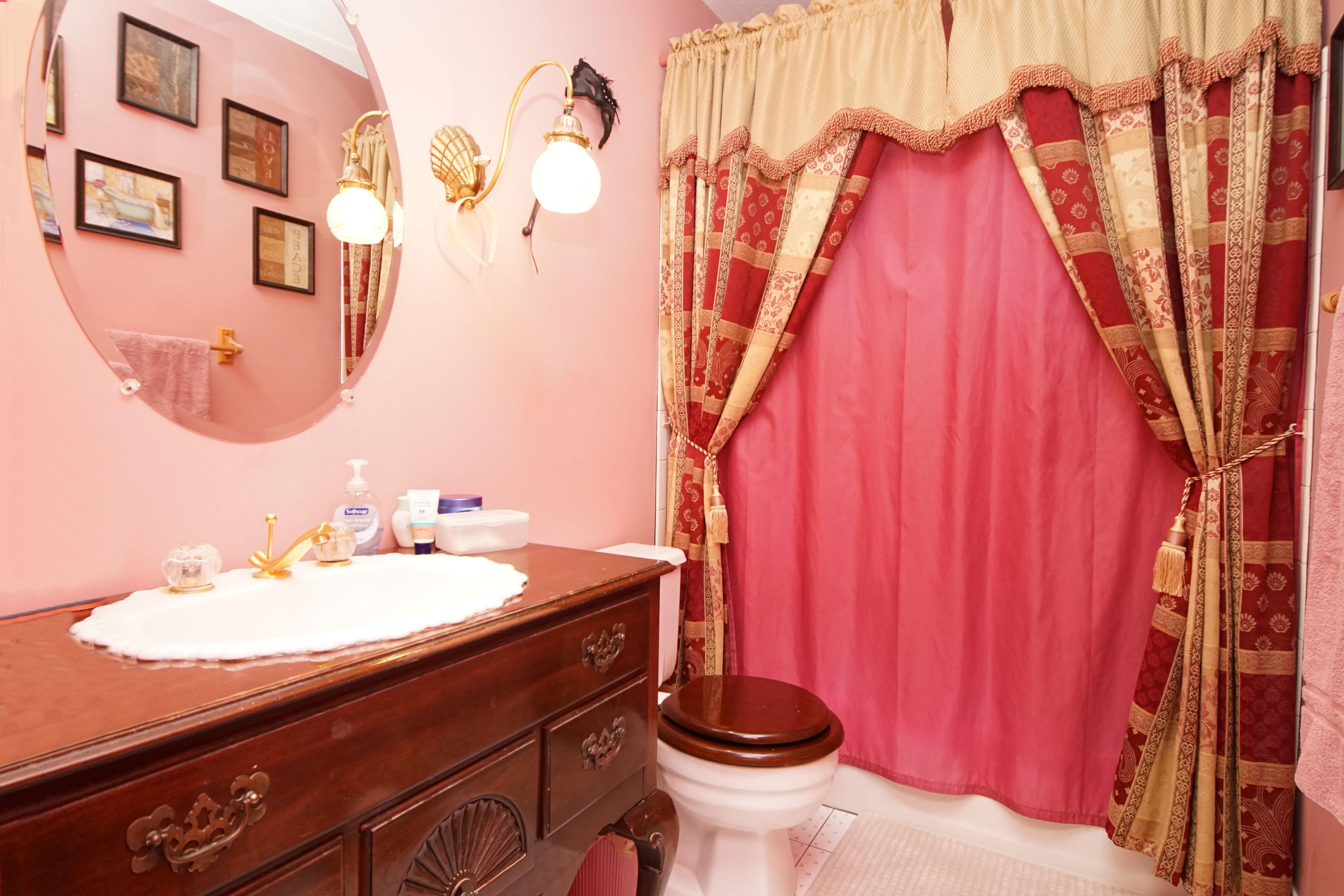 GARDEN VILLAS PH 1 - Residential