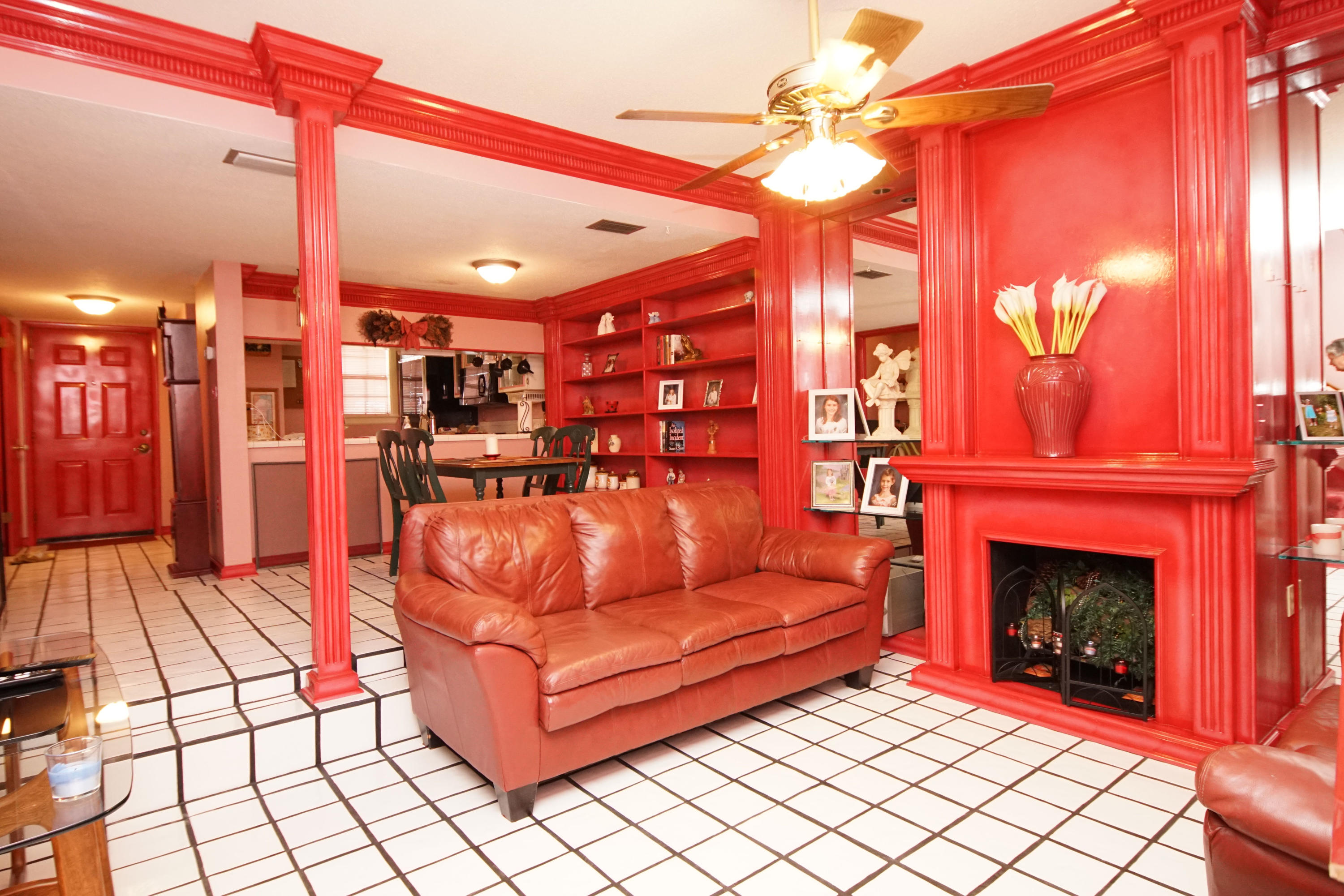 GARDEN VILLAS PH 1 - Residential