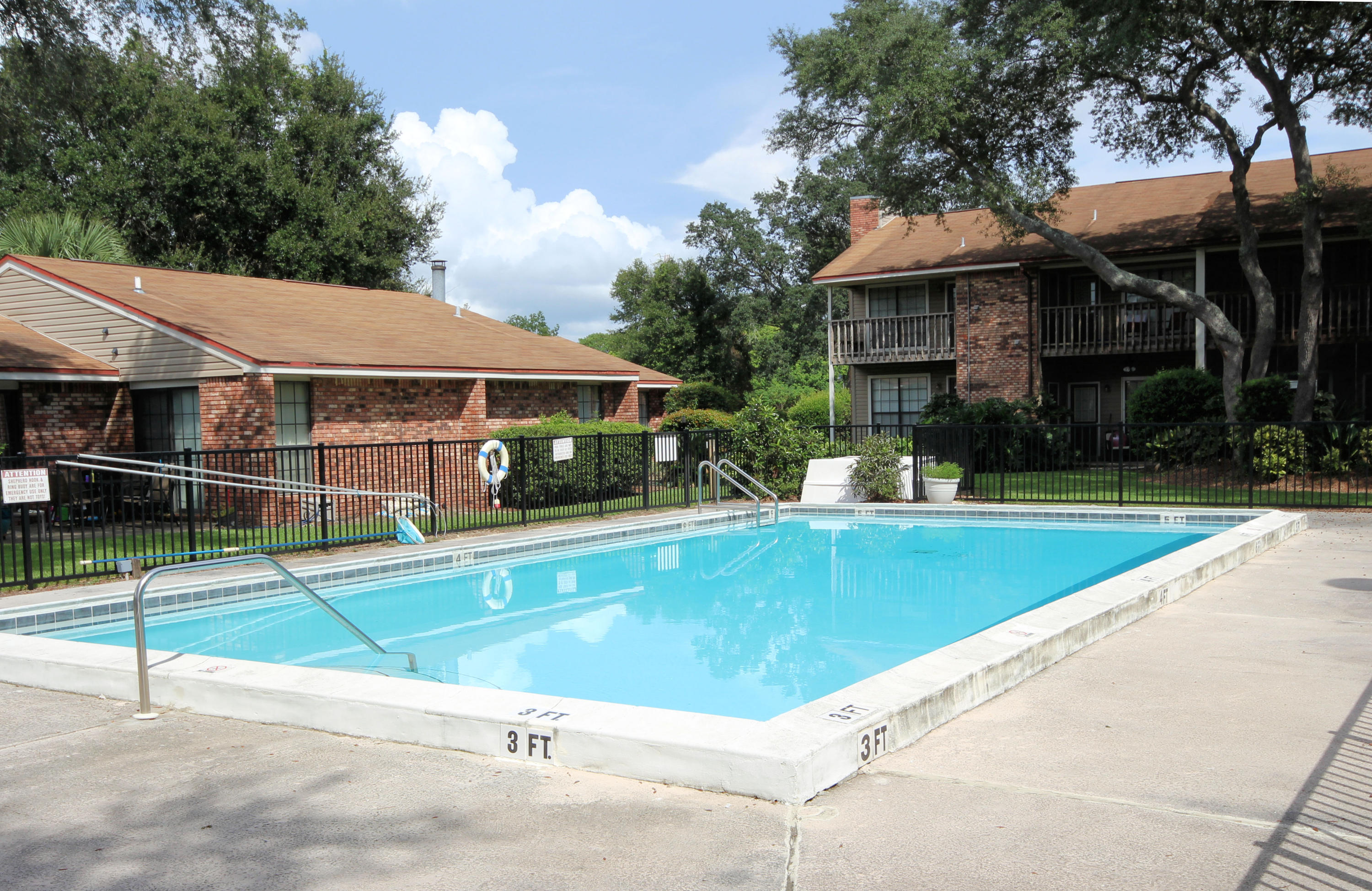 GARDEN VILLAS PH 1 - Residential