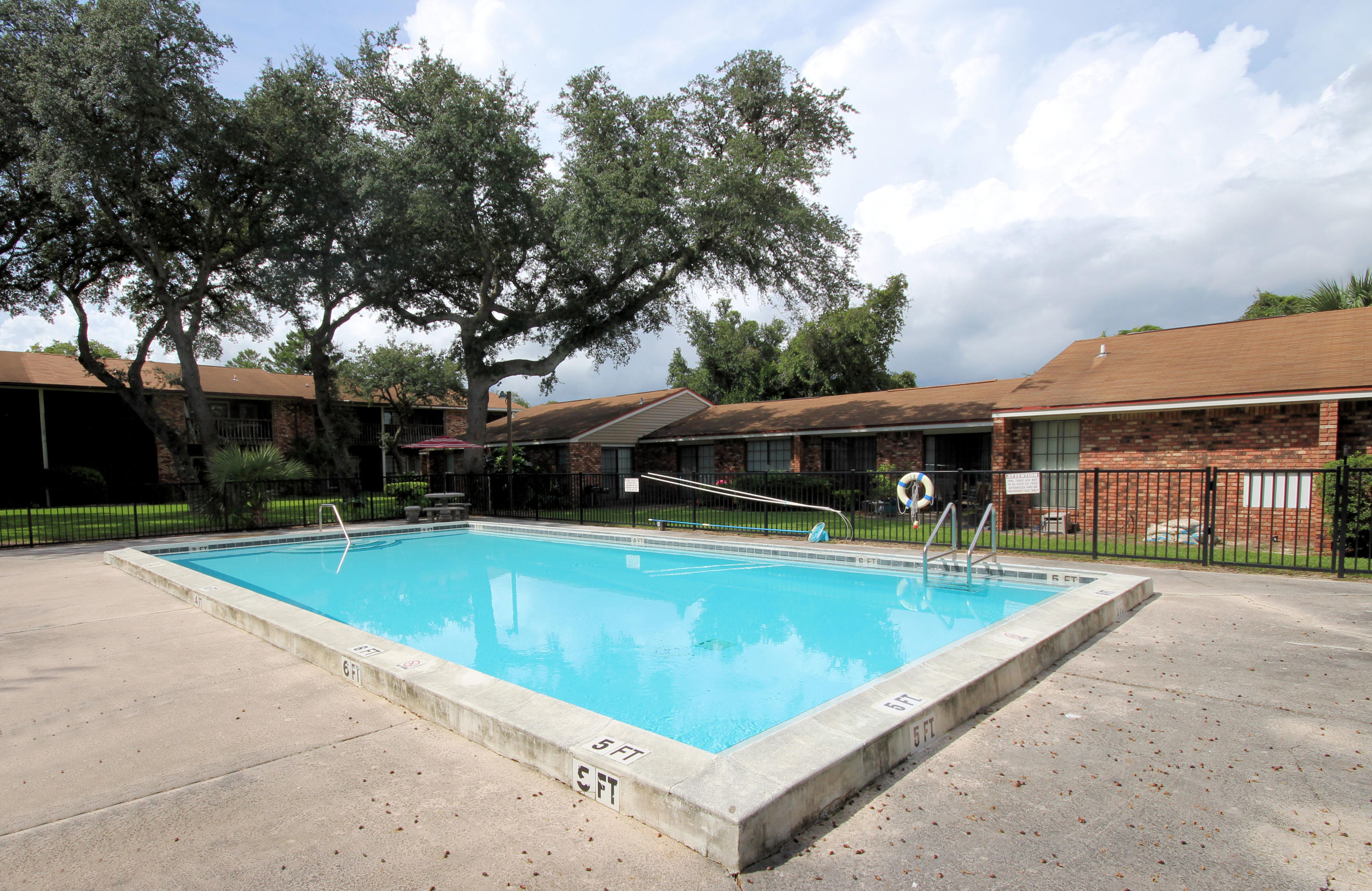 GARDEN VILLAS PH 1 - Residential