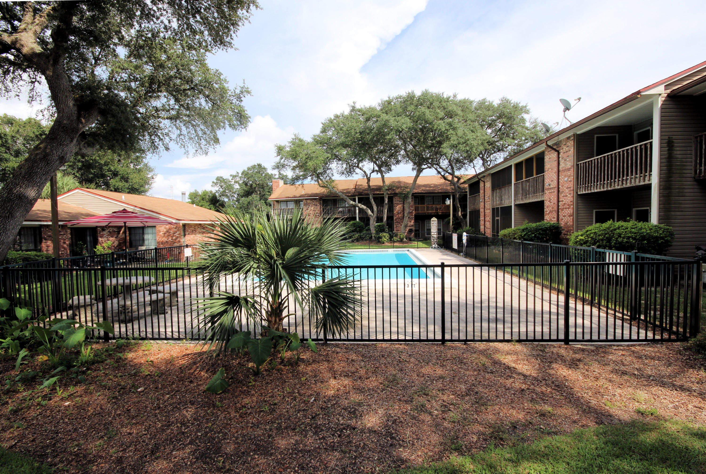 GARDEN VILLAS PH 1 - Residential