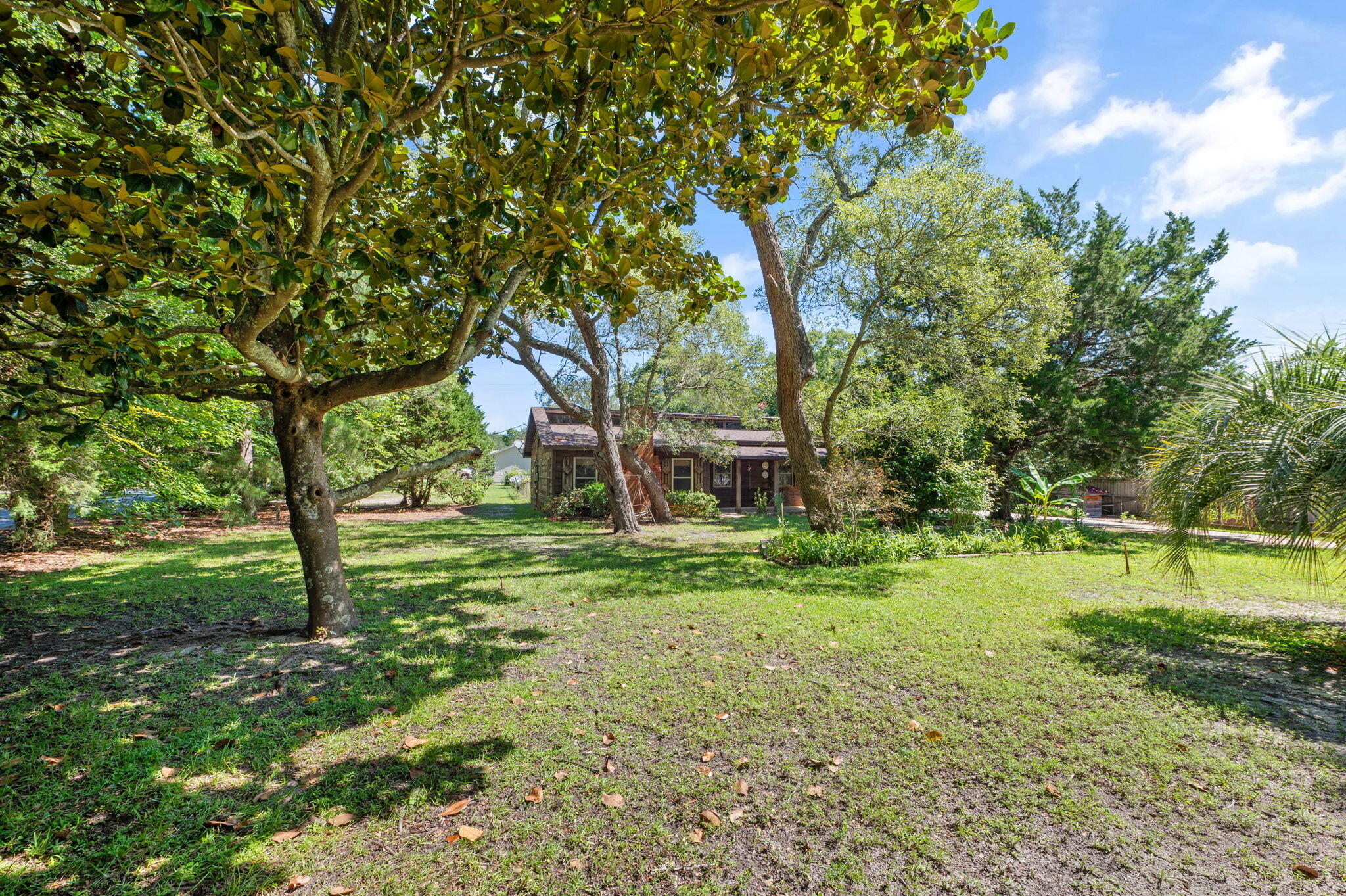 CHEROKEE ACRES - Residential