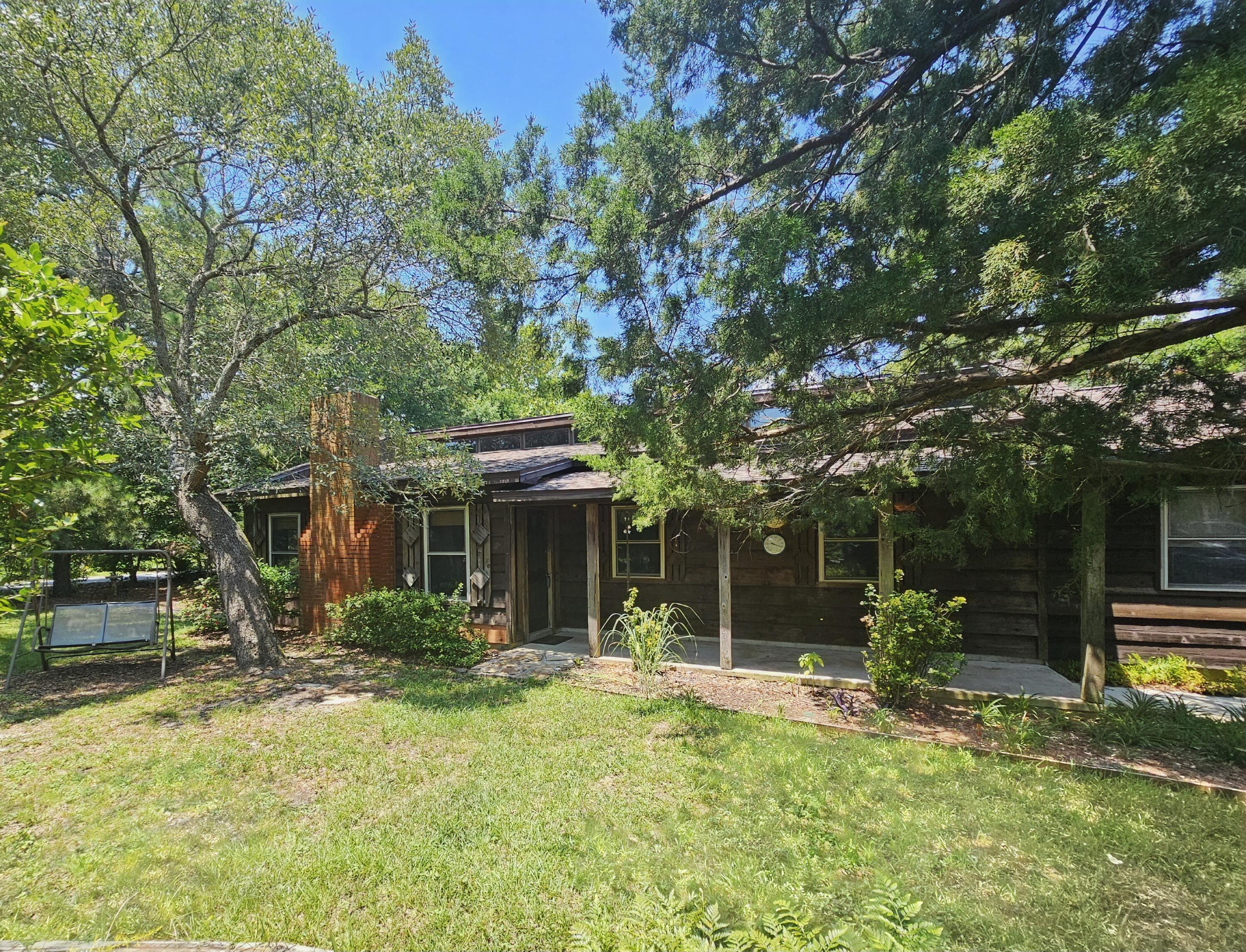 CHEROKEE ACRES - Residential