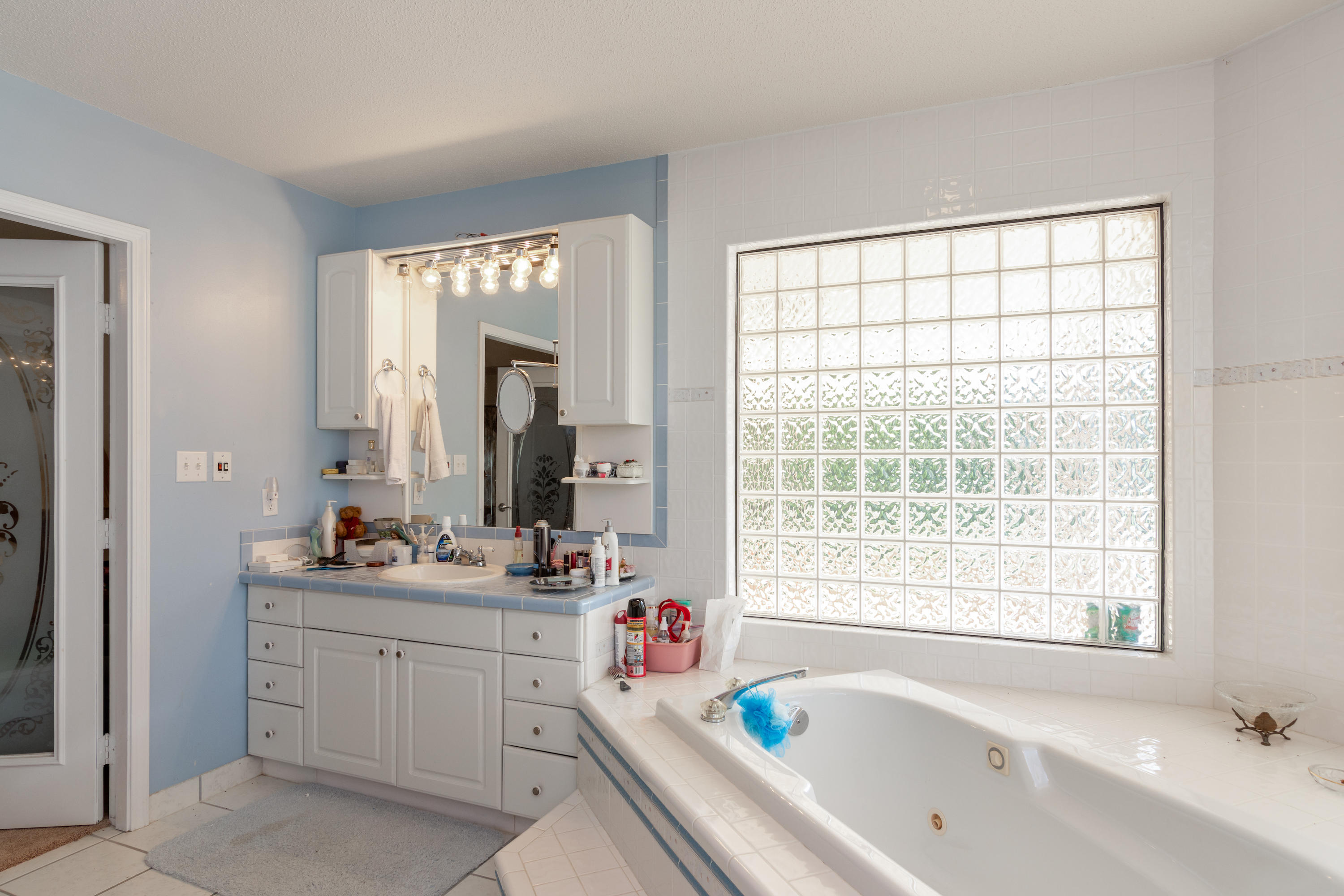 NONESUCH WAY - Residential