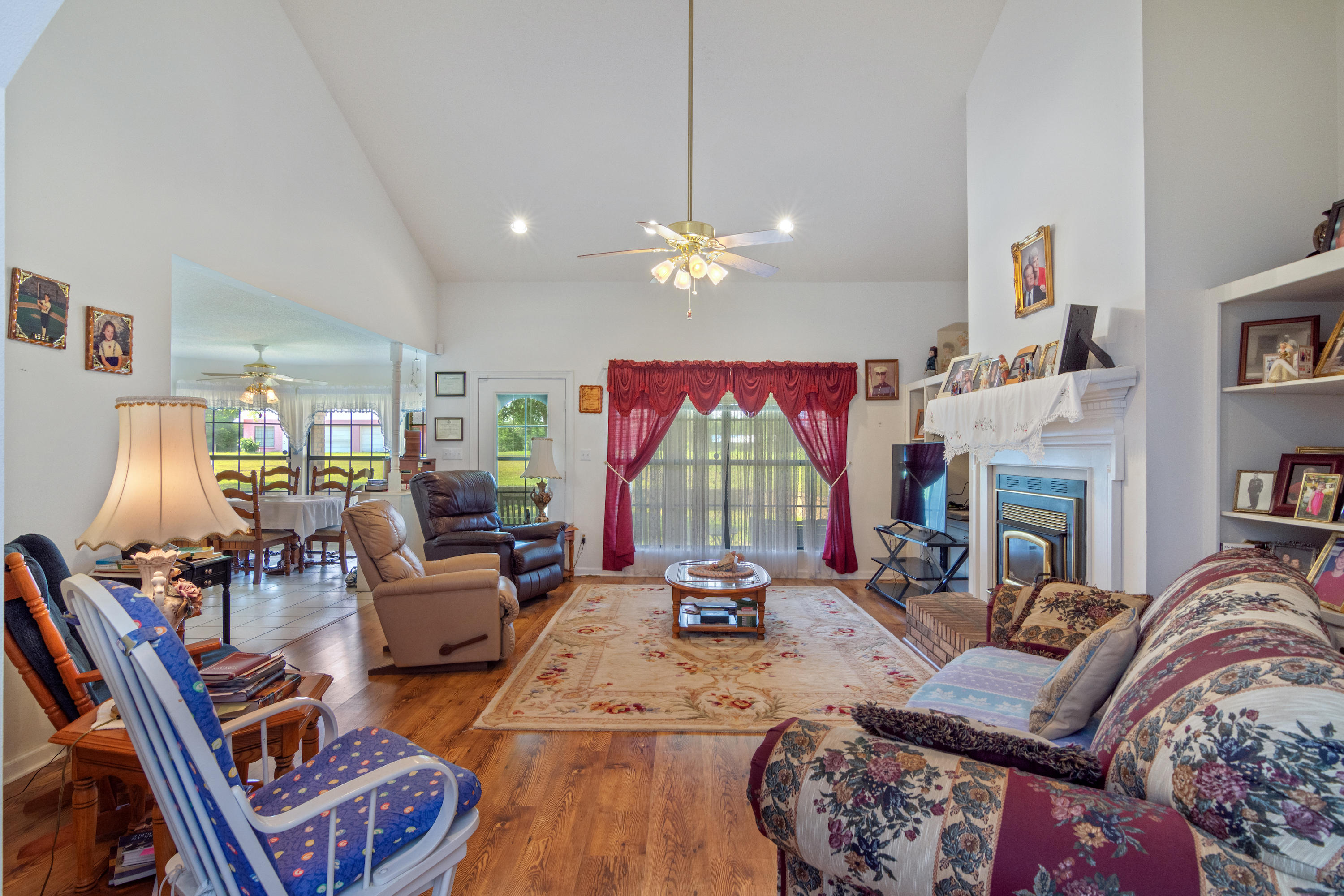 NONESUCH WAY - Residential