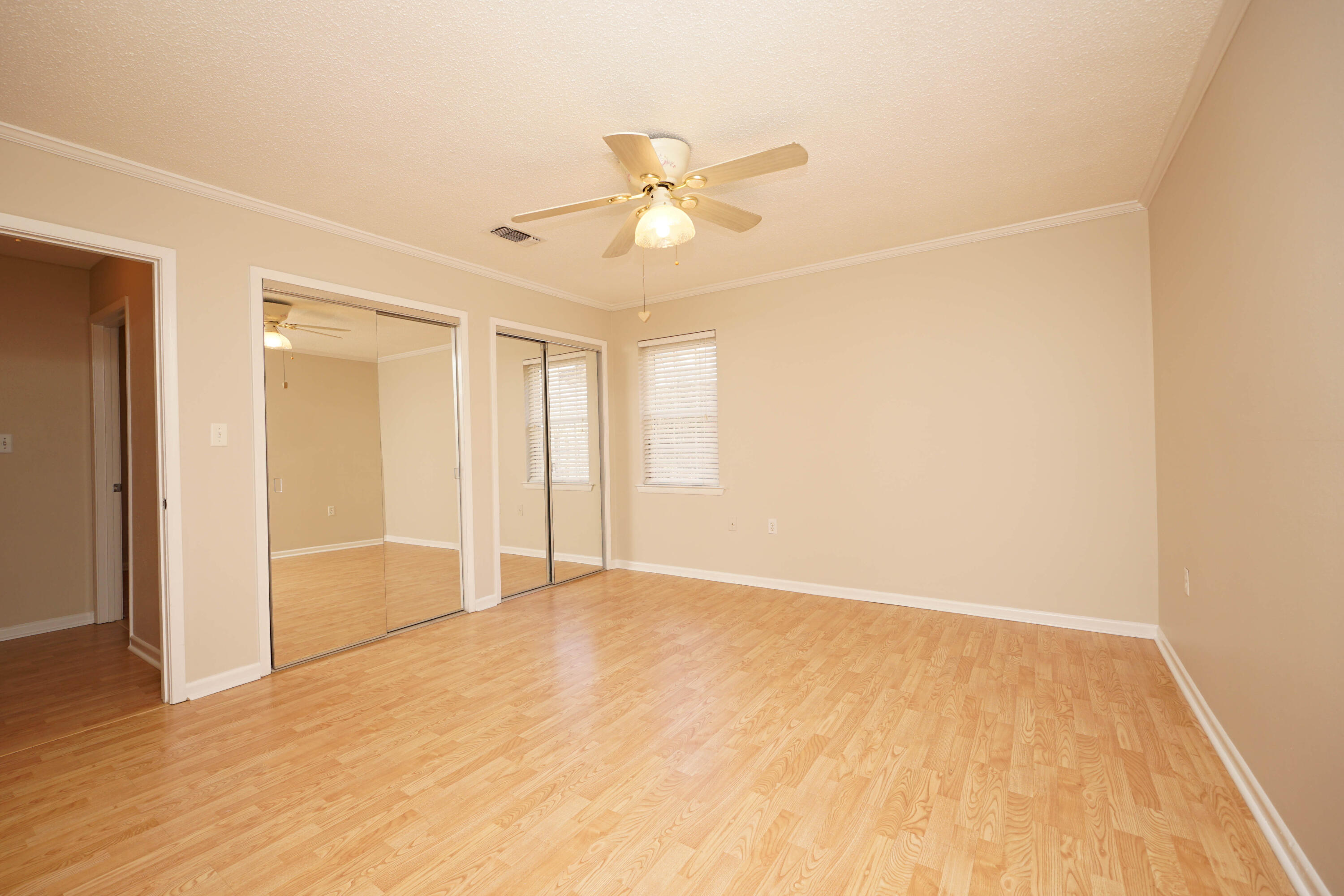 SHERWOOD FOREST LOT 36 - Residential