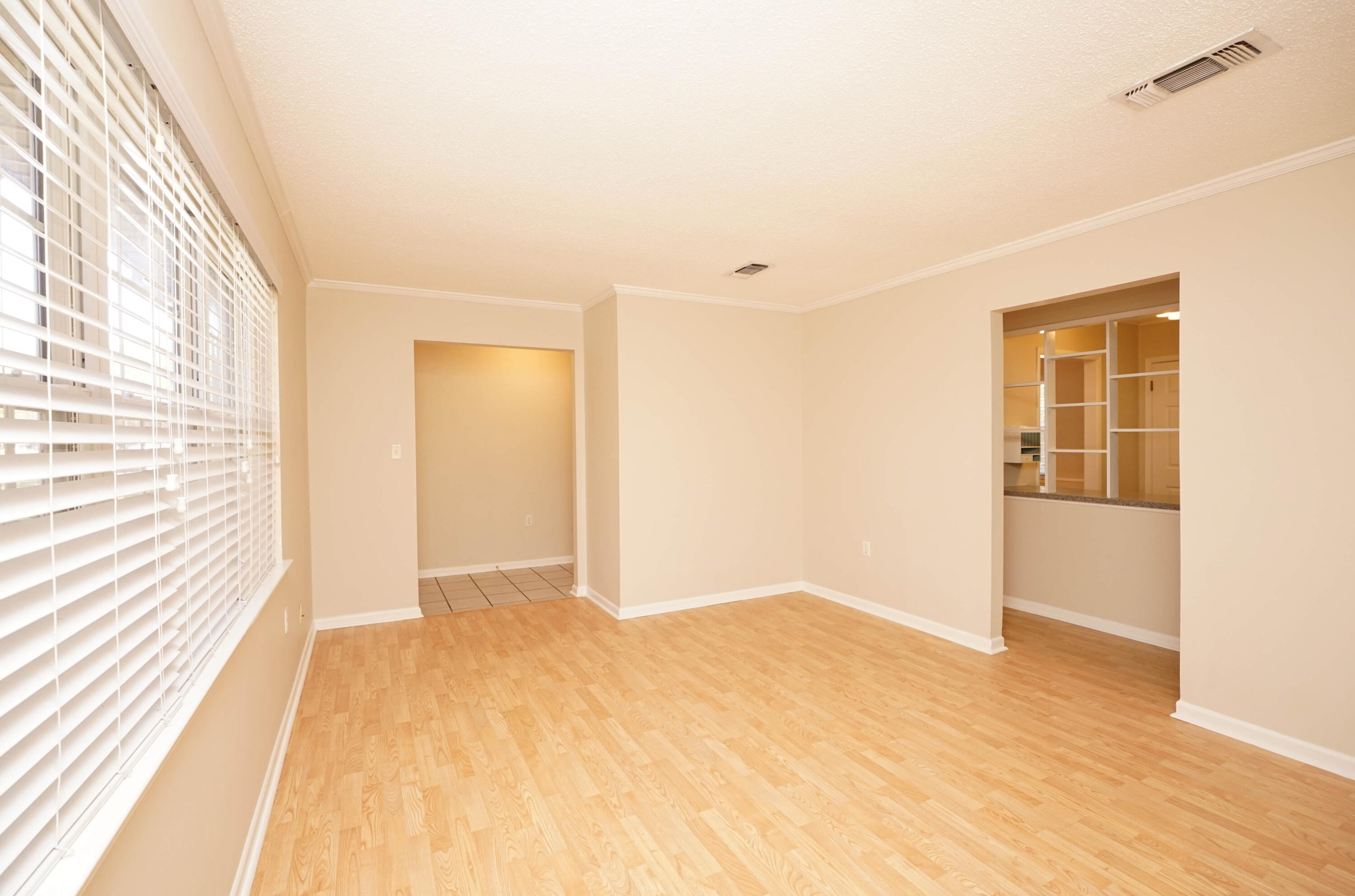 SHERWOOD FOREST LOT 36 - Residential