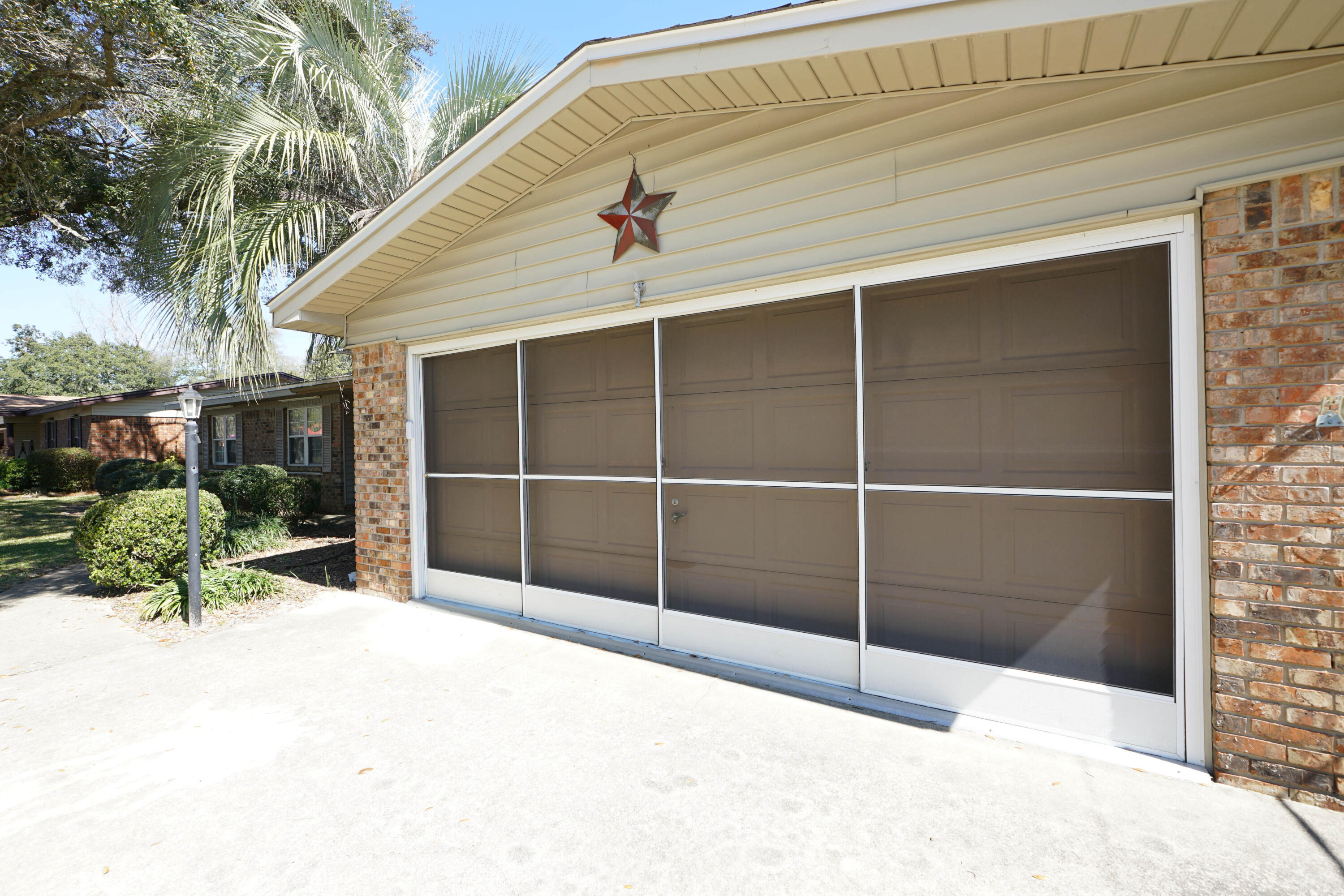 SHERWOOD FOREST LOT 36 - Residential