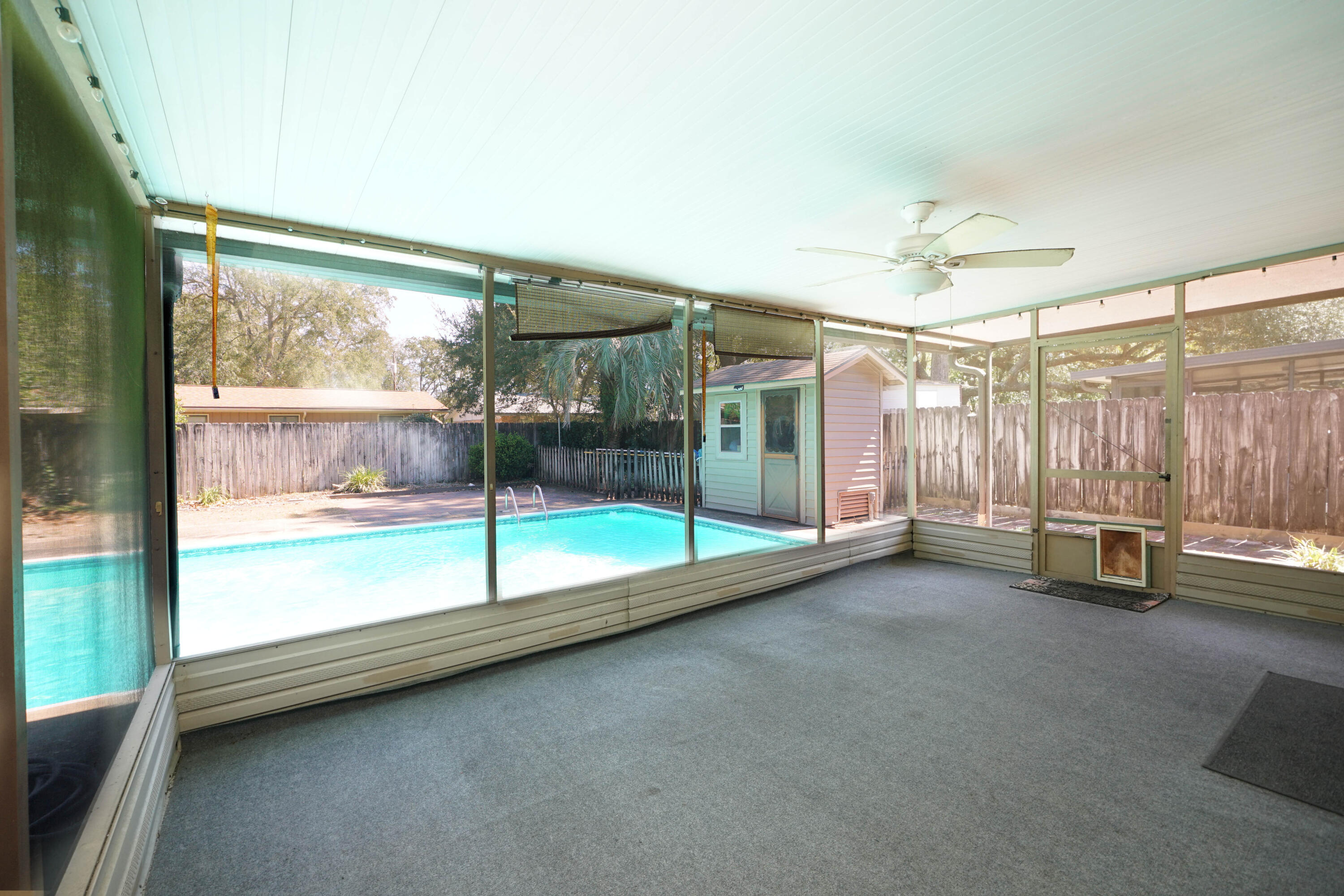 SHERWOOD FOREST LOT 36 - Residential