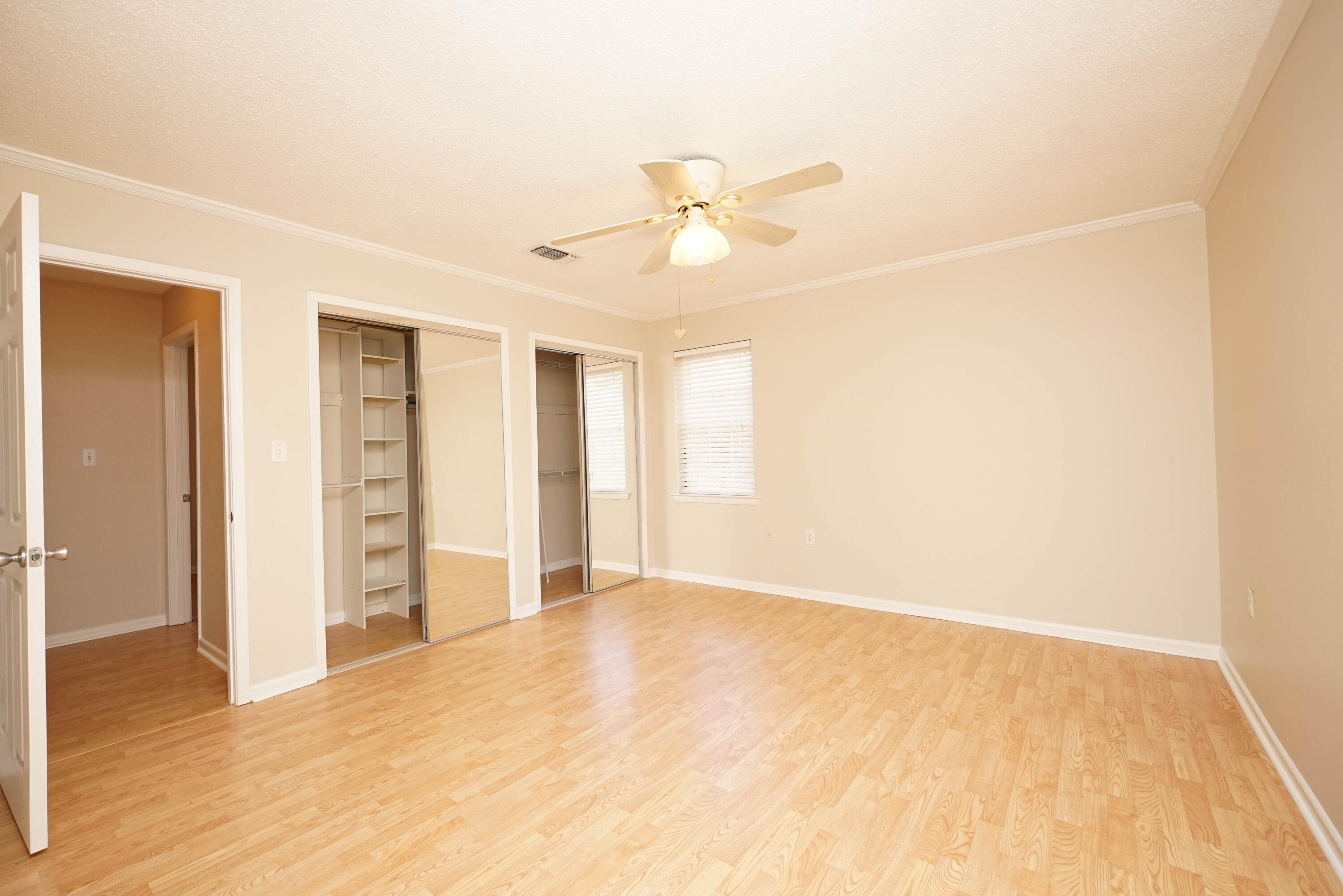 SHERWOOD FOREST LOT 36 - Residential