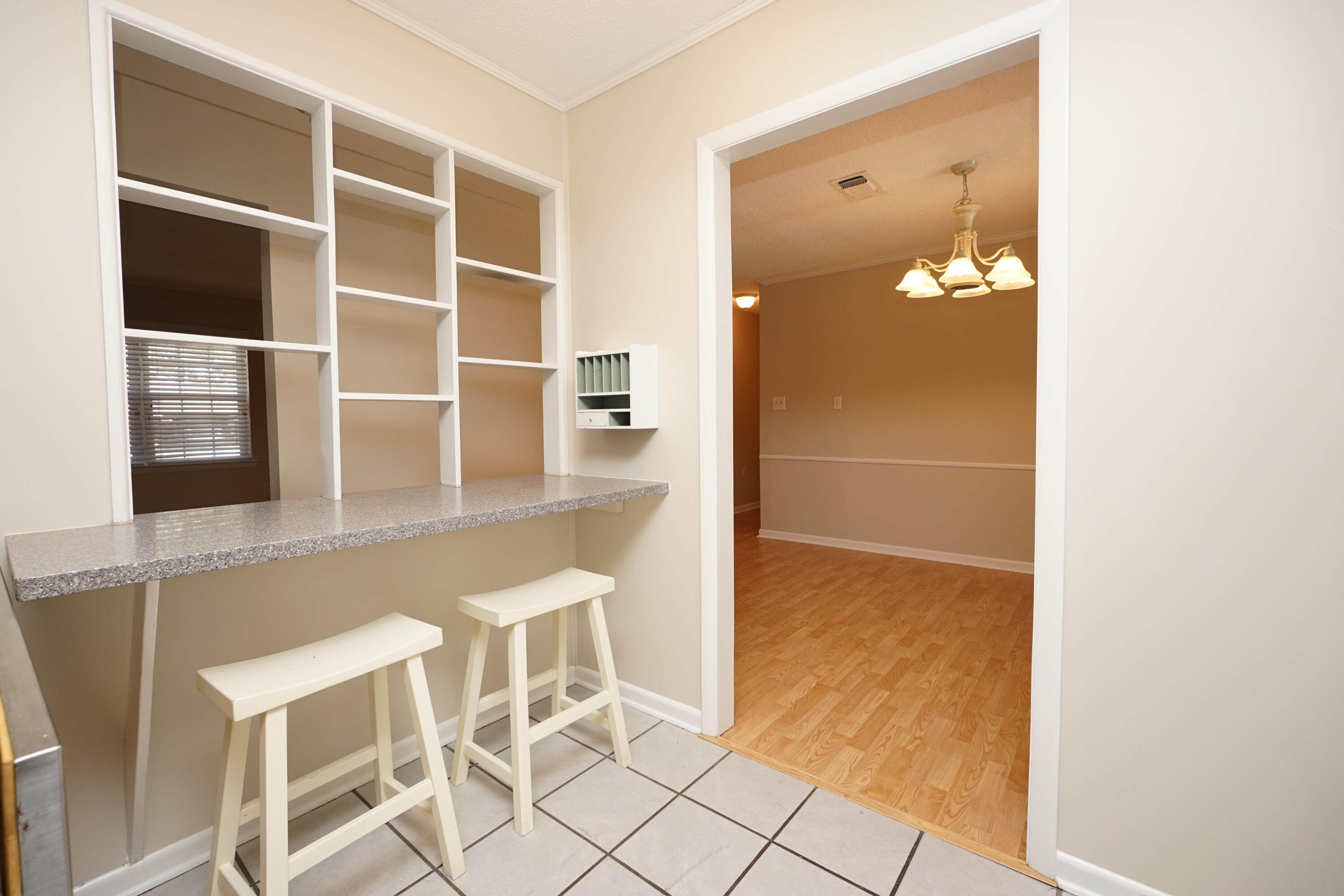 SHERWOOD FOREST LOT 36 - Residential