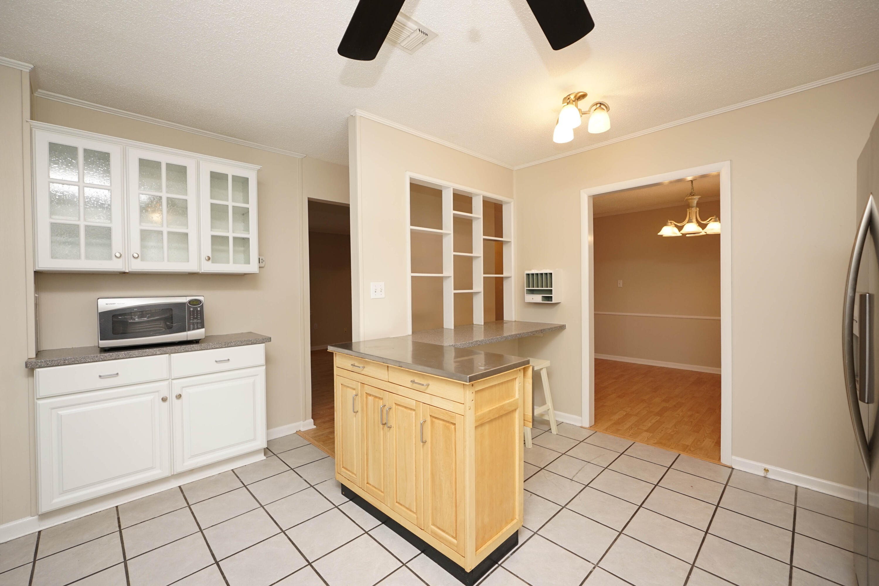 SHERWOOD FOREST LOT 36 - Residential