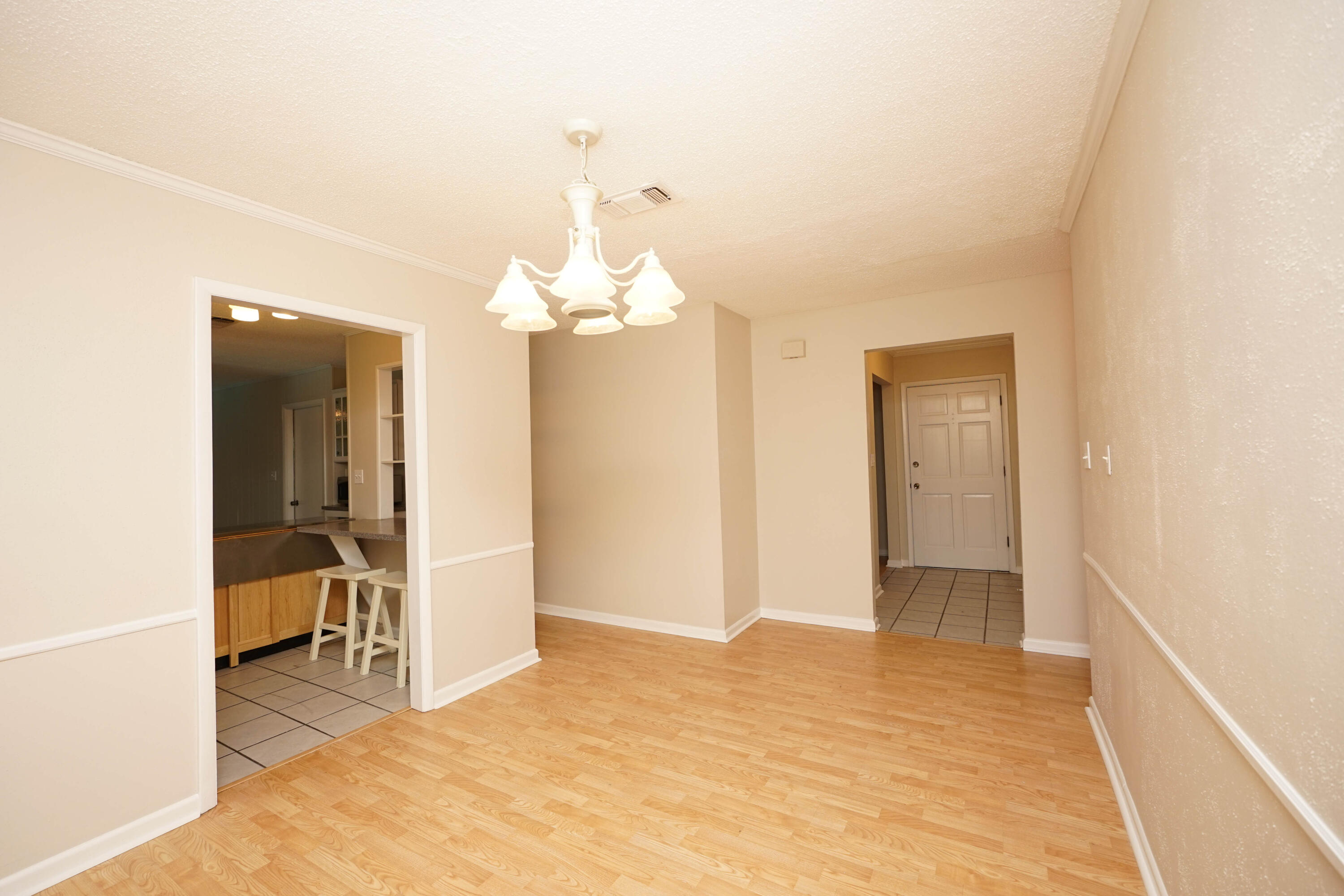 SHERWOOD FOREST LOT 36 - Residential