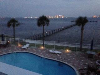 SEA PINES T/H - Residential