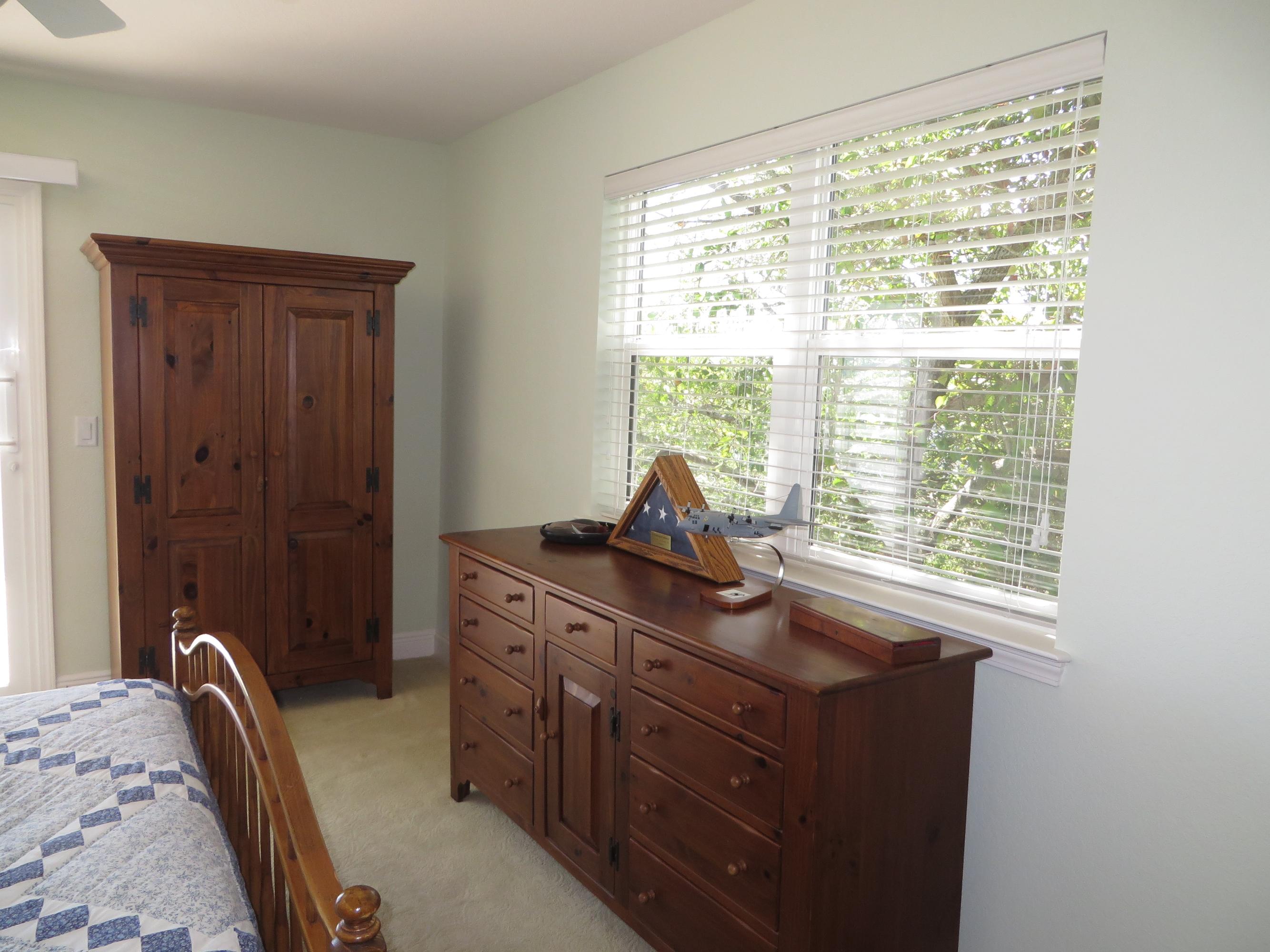 SEA PINES T/H - Residential