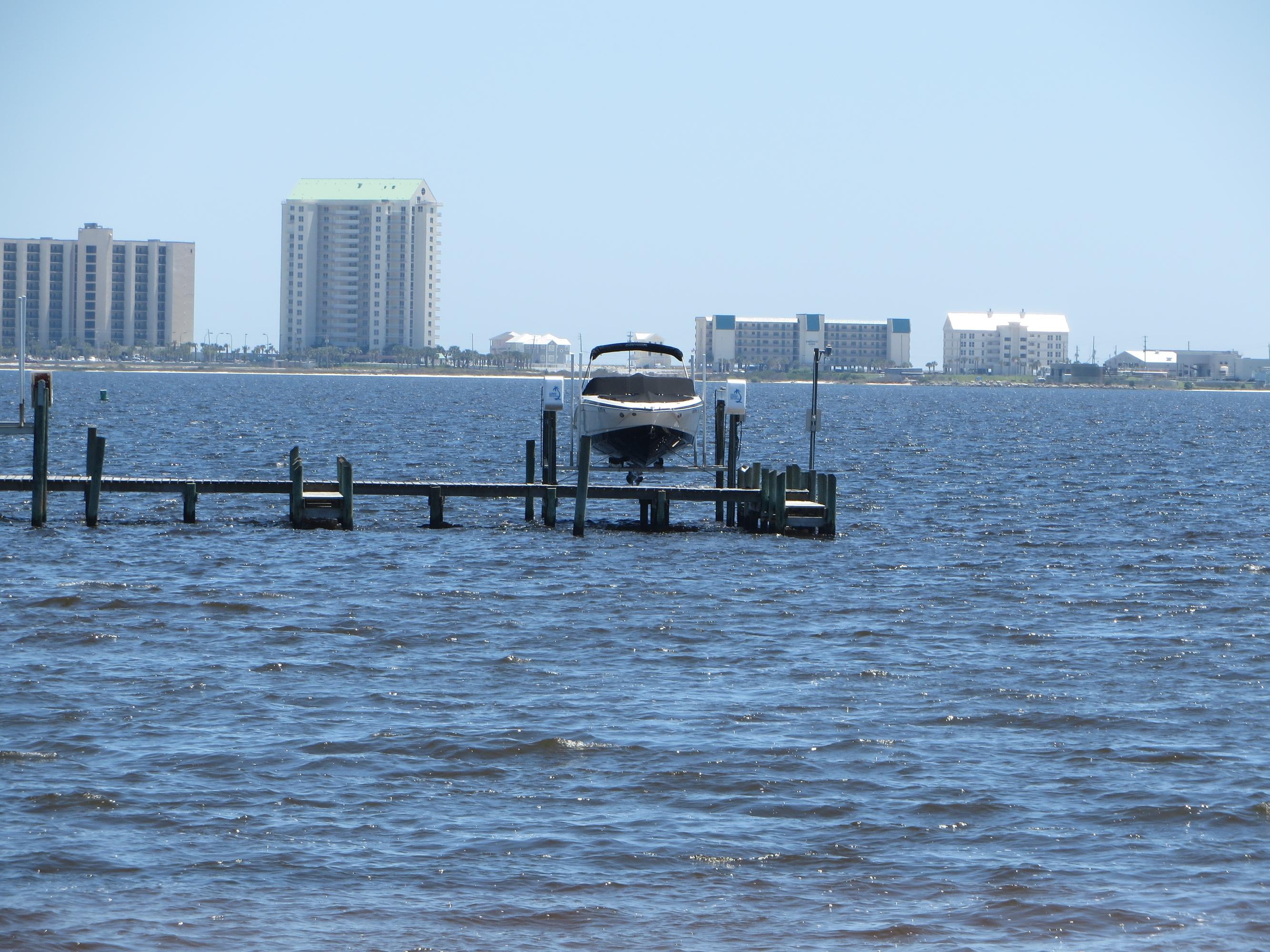 SEA PINES T/H - Residential