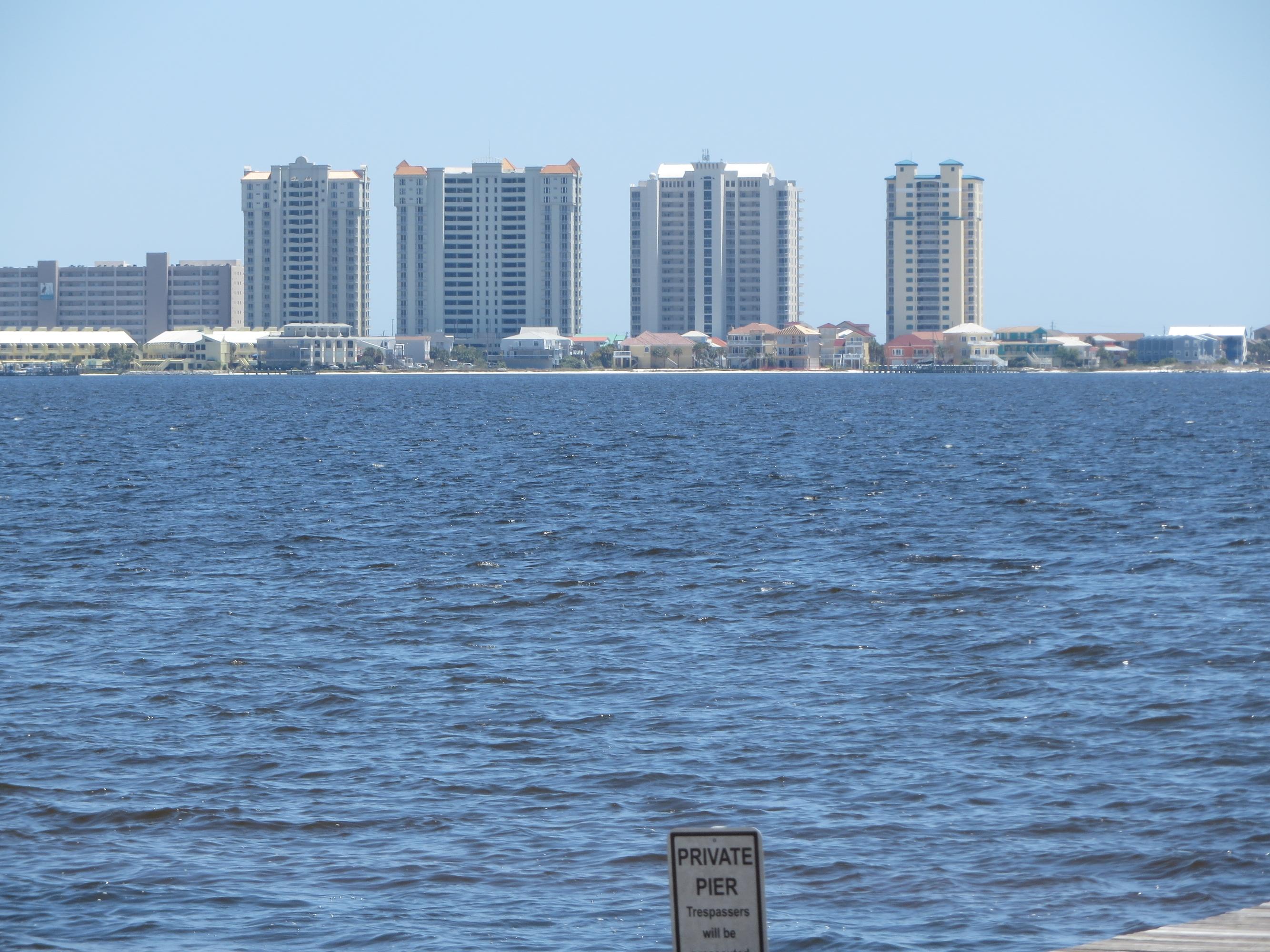 SEA PINES T/H - Residential