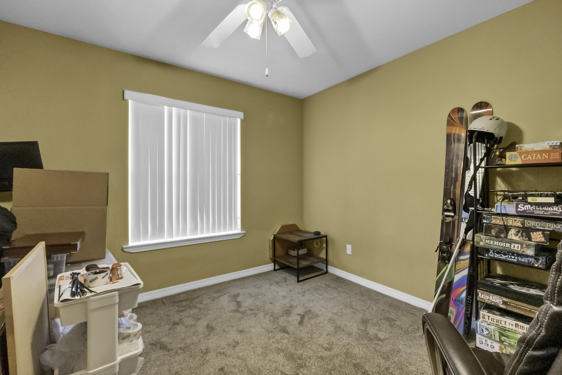 LAKESIDE VILLAGE - Residential Lease