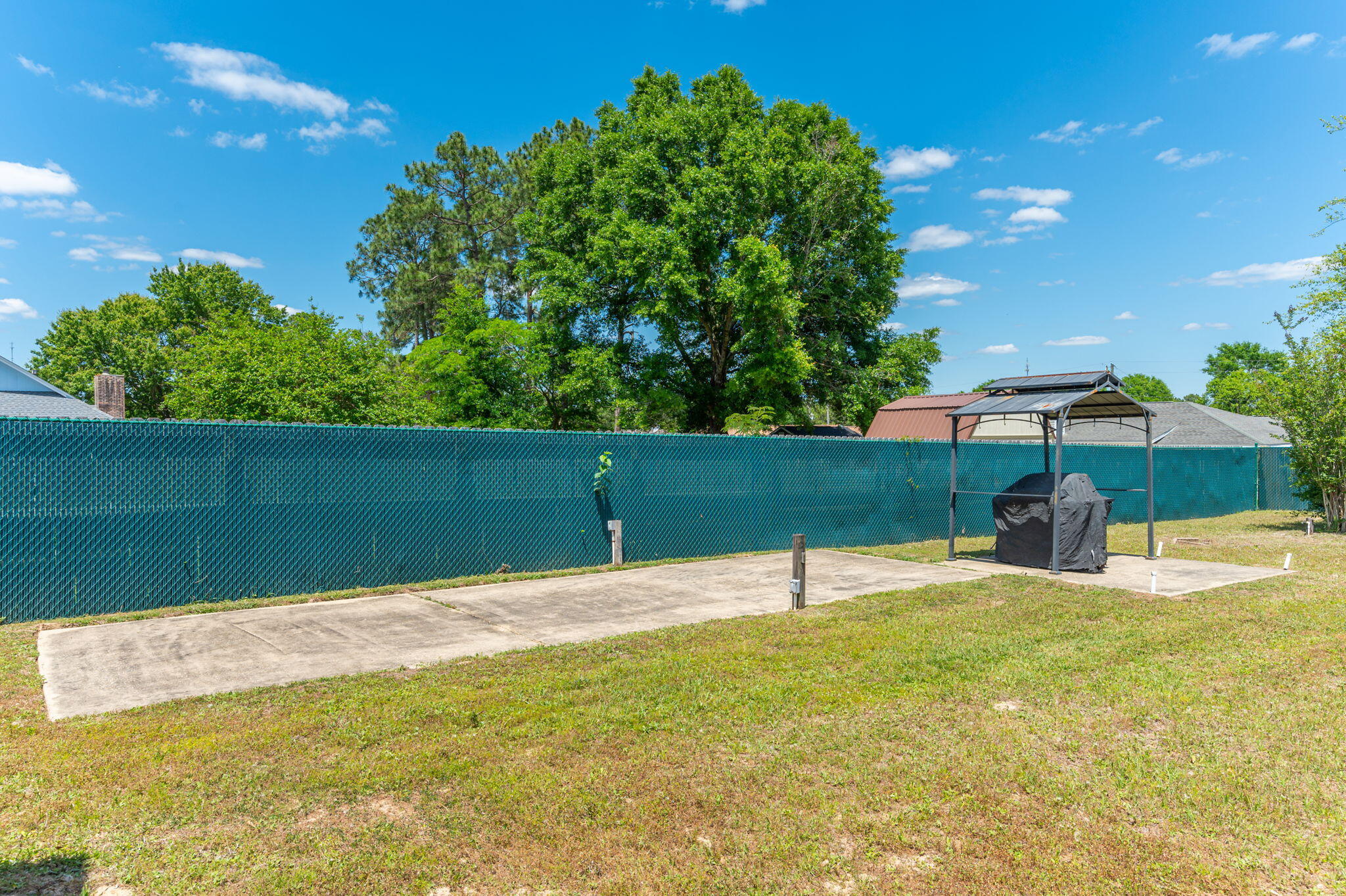 NORTHVIEW ESTATES 4TH ADDN - Residential