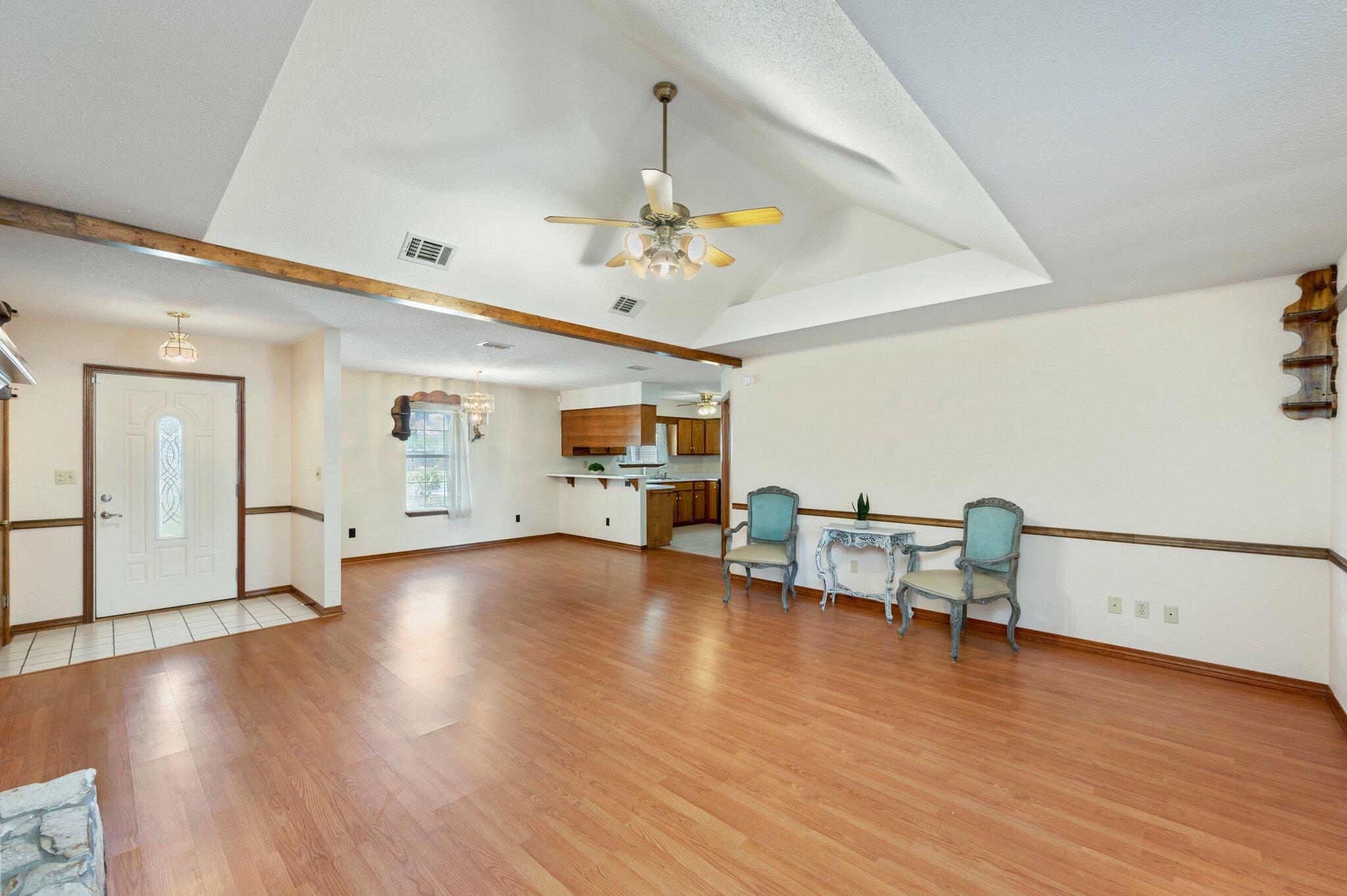 NORTHVIEW ESTATES 4TH ADDN - Residential