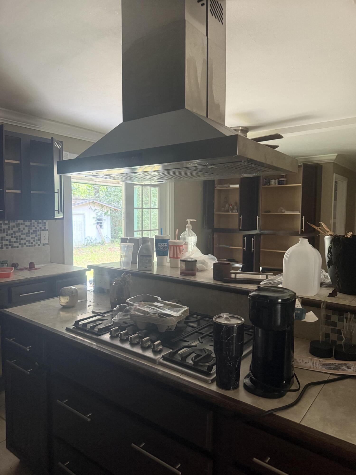 CRESTVIEW - Residential