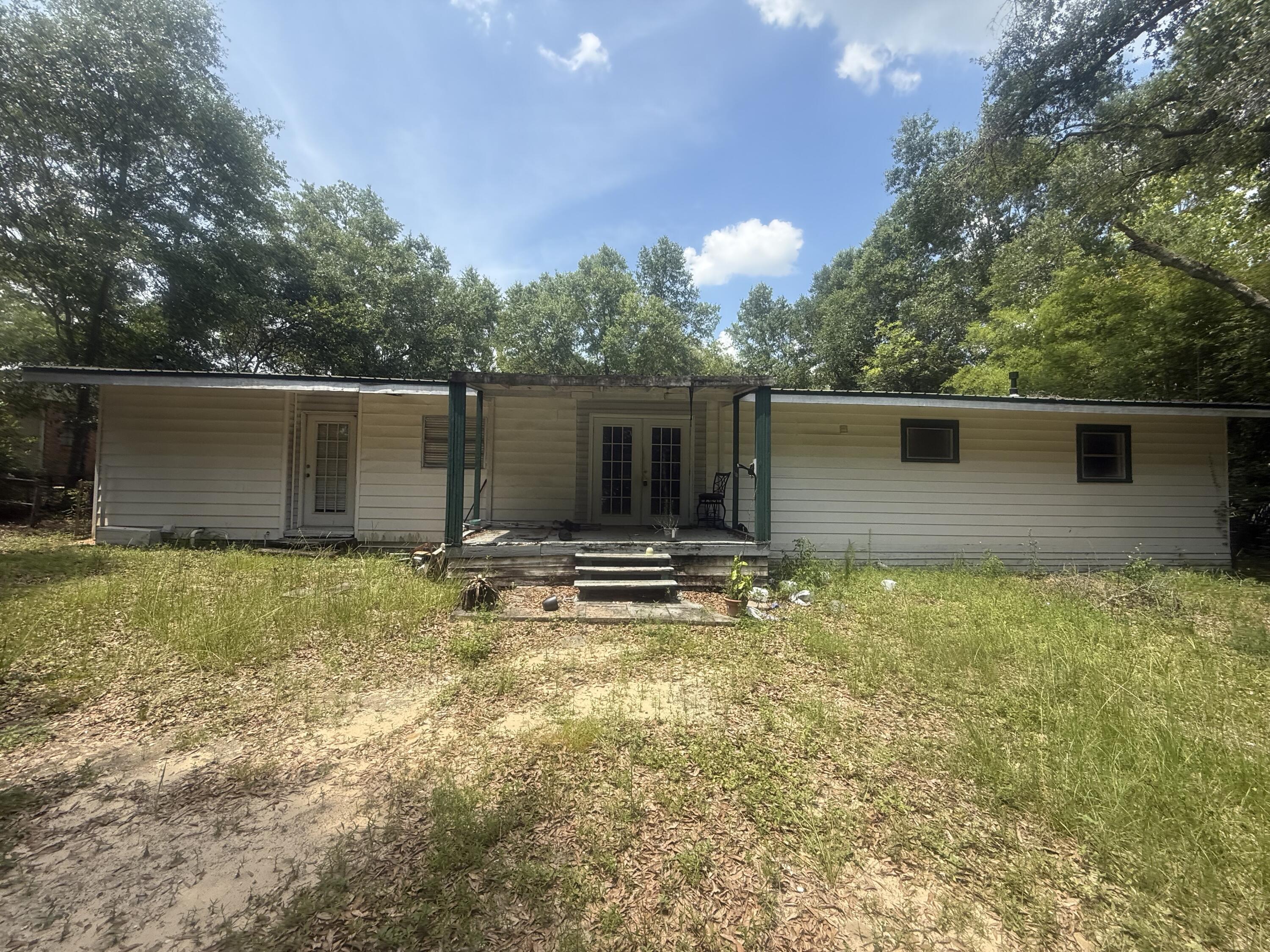 CRESTVIEW - Residential