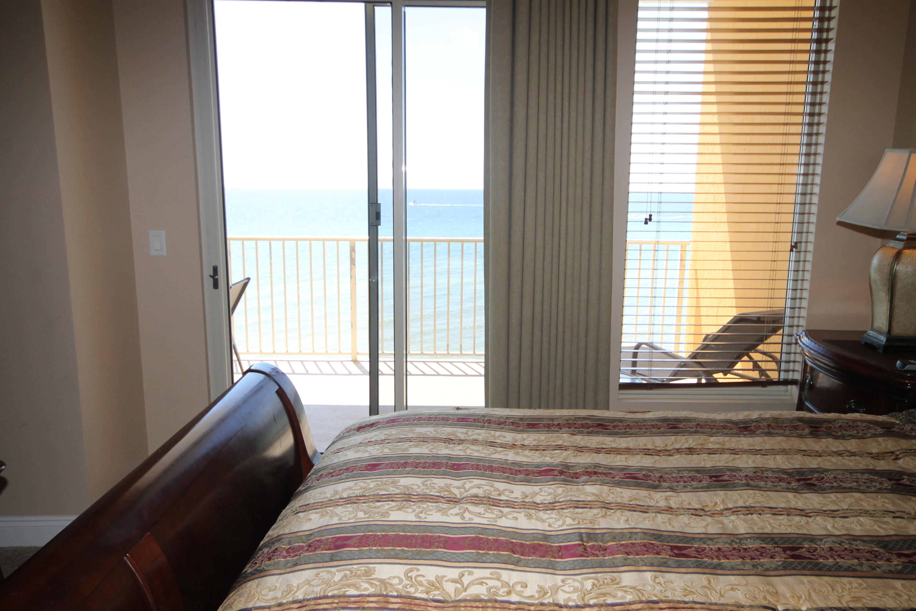 TREASURE ISLAND - Residential