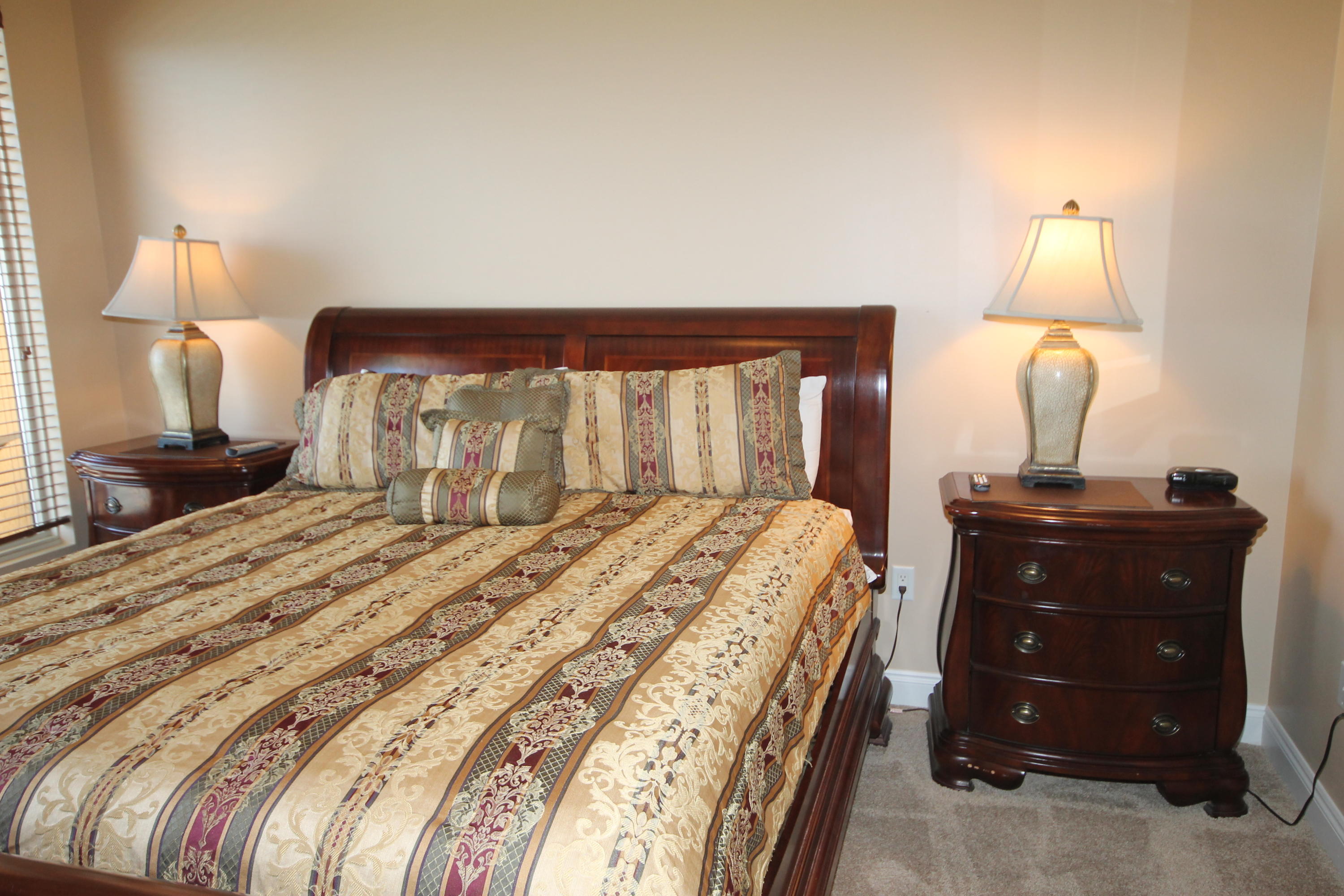 TREASURE ISLAND - Residential