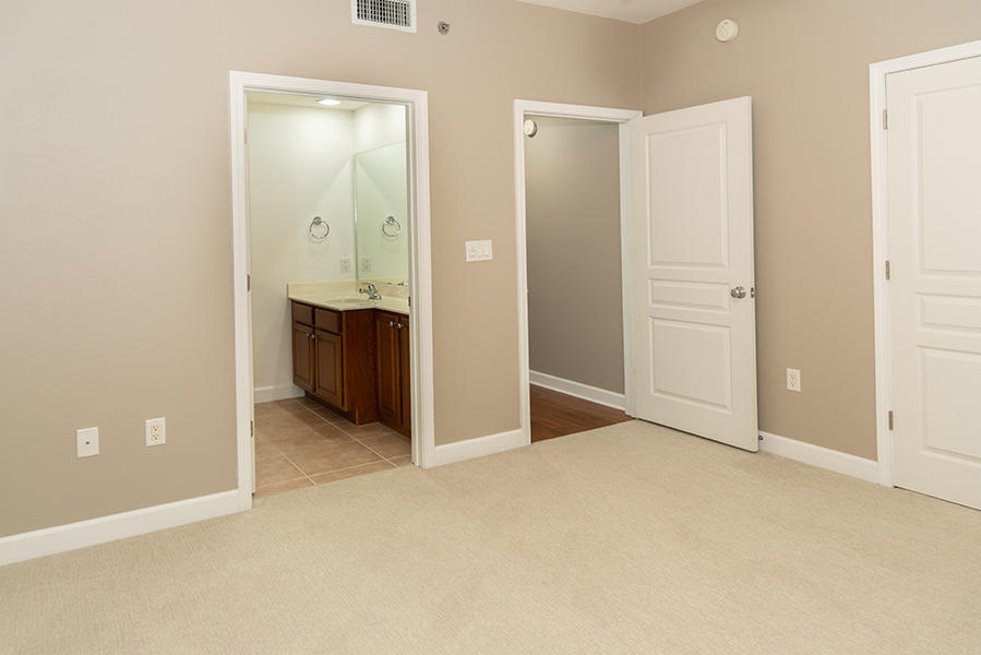 INDIANOLA ON THE WATER - Residential Lease